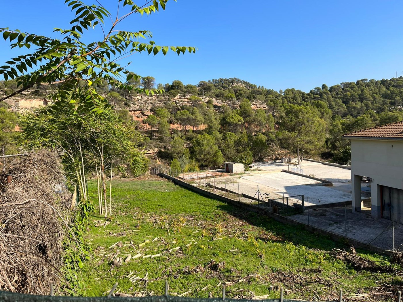 Solar en venda a LES GARRIGUES.