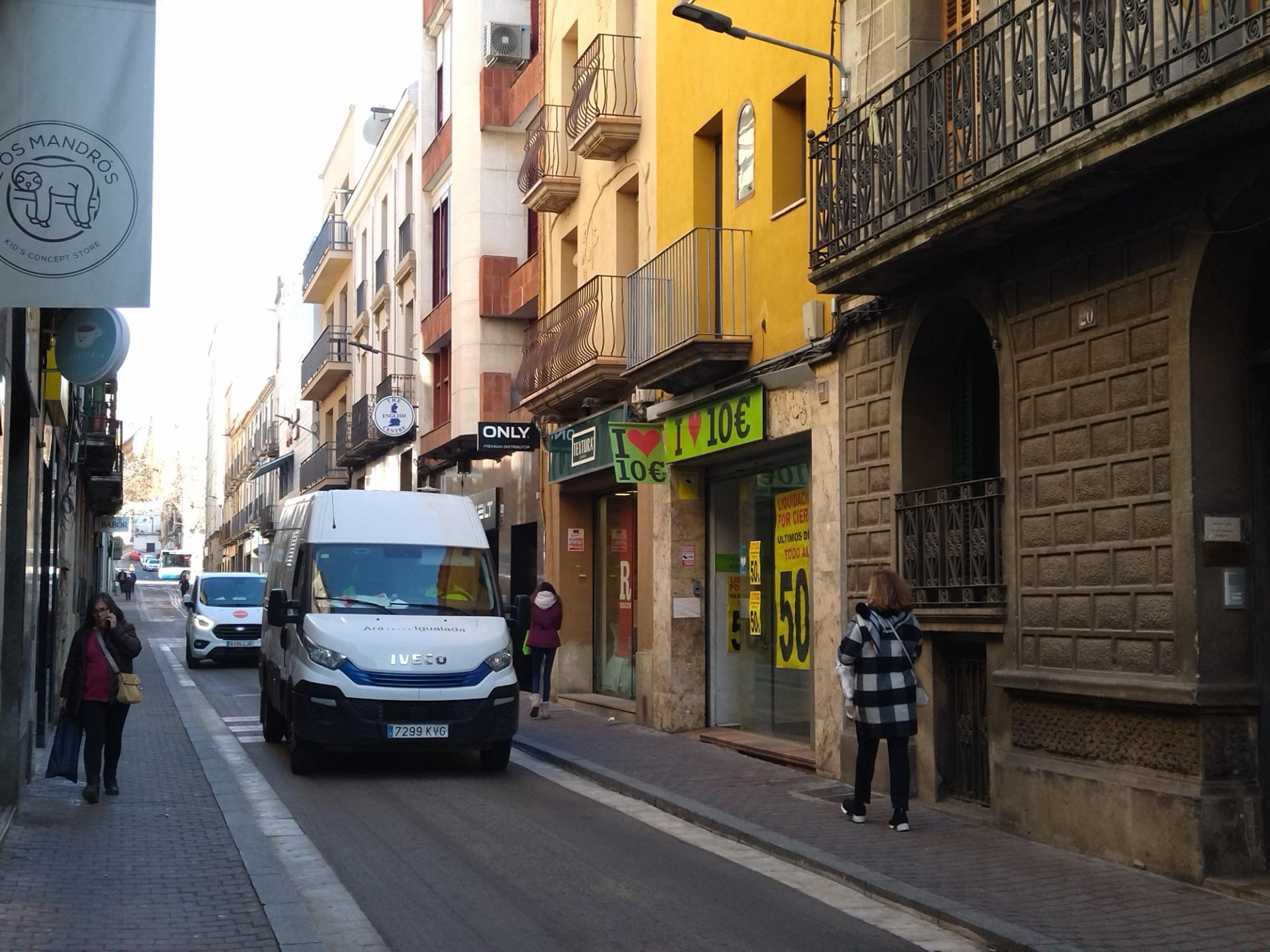 Local en plena zona comercial d’Igualada