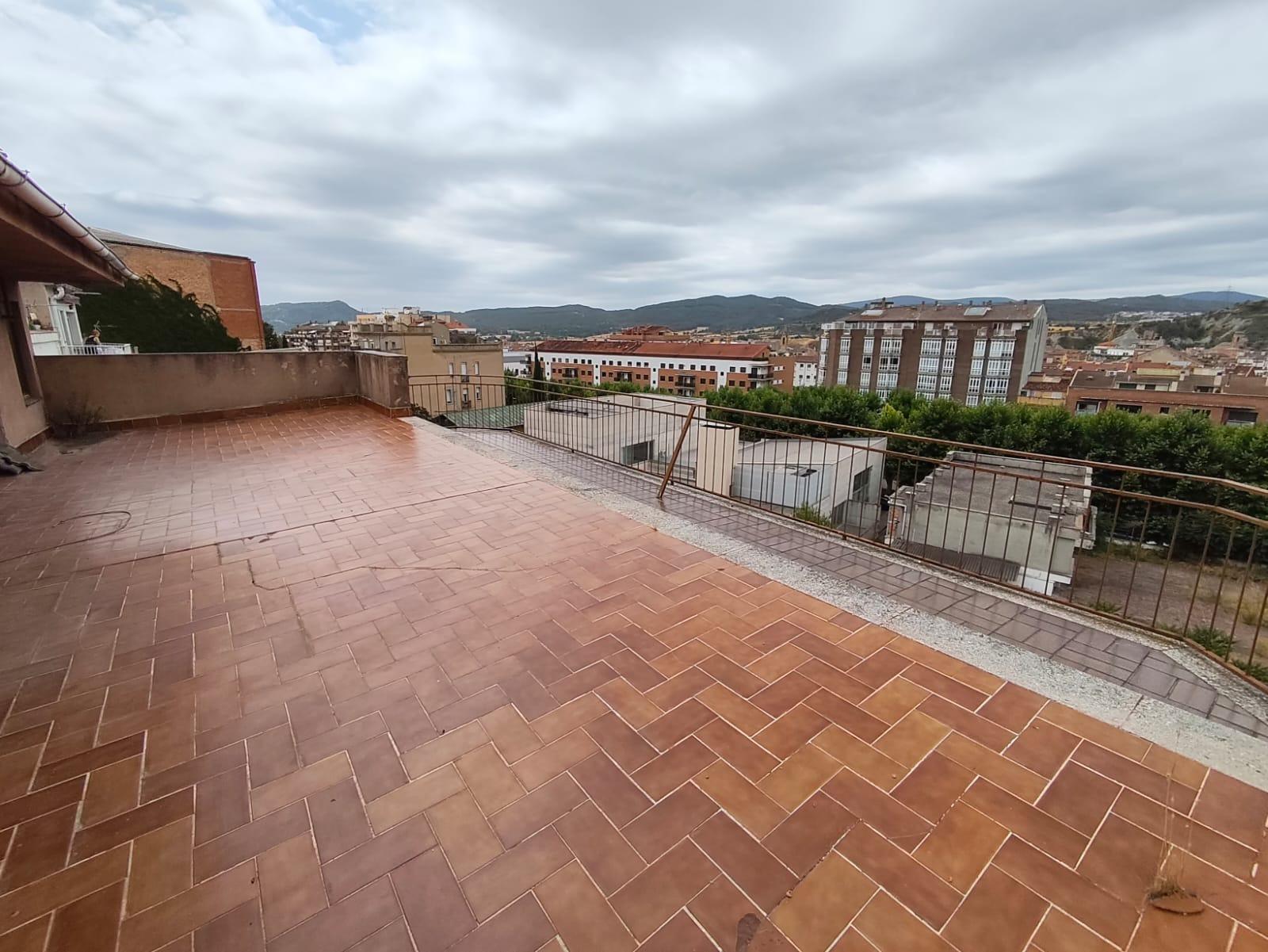 Amplio piso en Igualada – 1 Amplio piso en Igualada