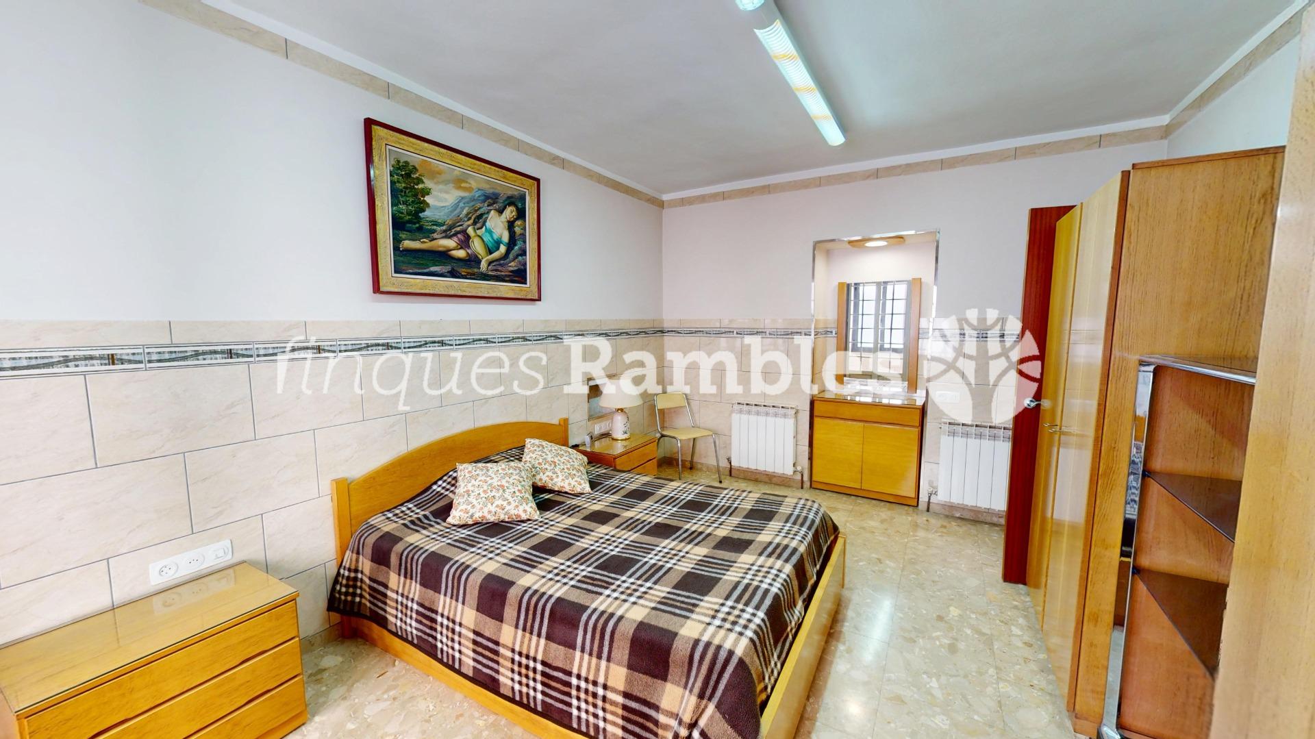 Un gran espai a ple centre d’Igualada – 16