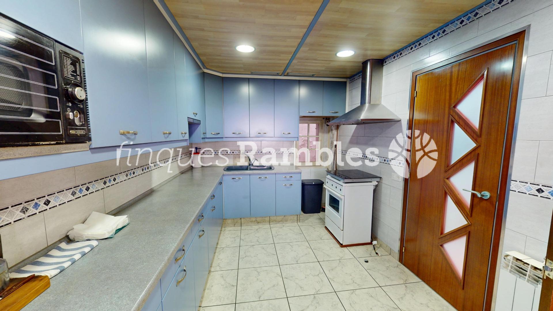 Un gran espai a ple centre d’Igualada – 7