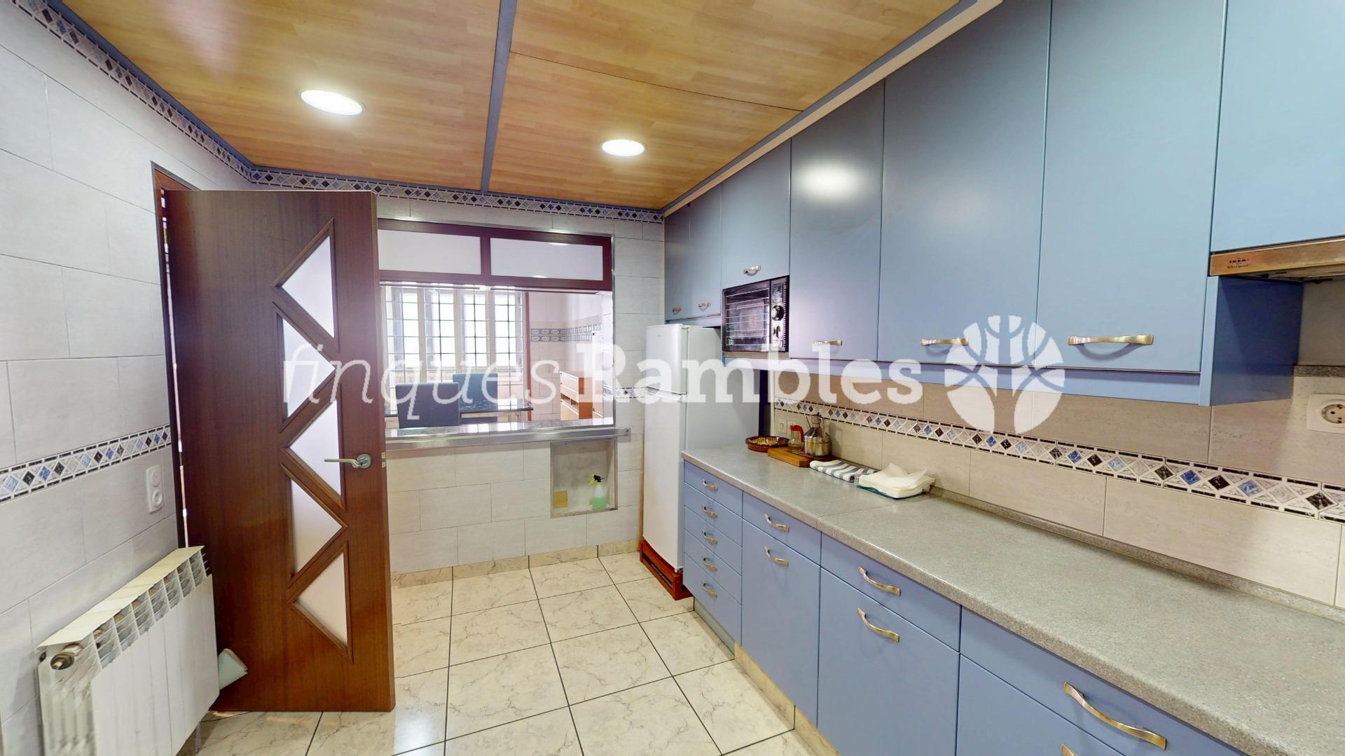 Un gran espai a ple centre d’Igualada – 8