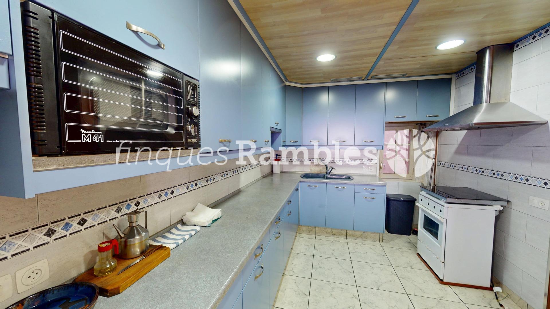 Un gran espai a ple centre d’Igualada – 9