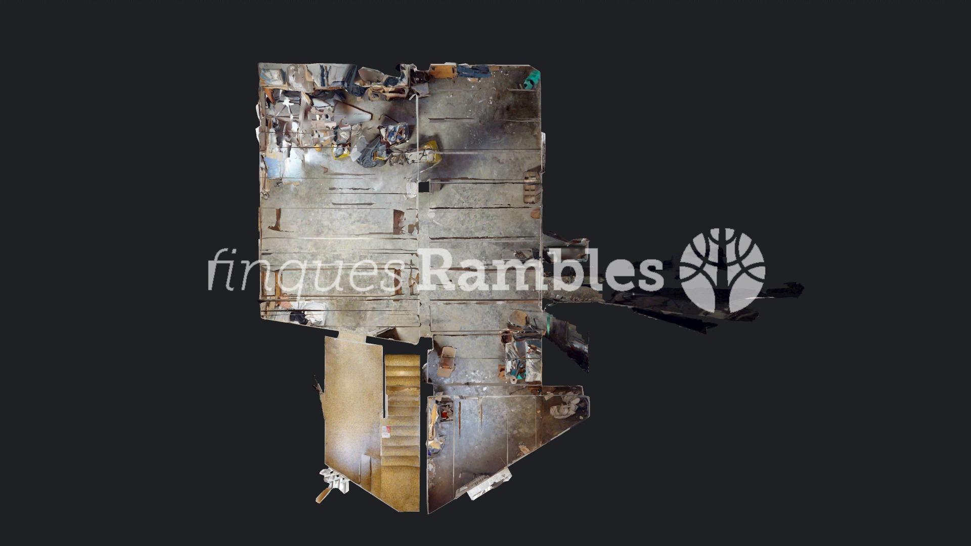 CASA CON GRAN ALMACÉN, CENTRO VILANOVA – 34