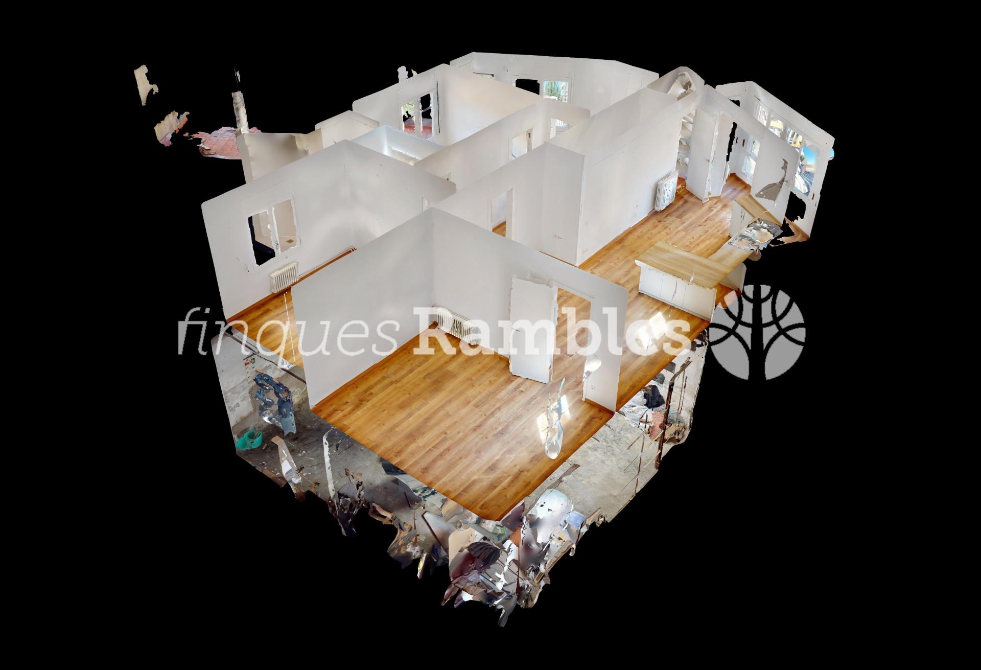 CASA CON GRAN ALMACÉN, CENTRO VILANOVA – 35