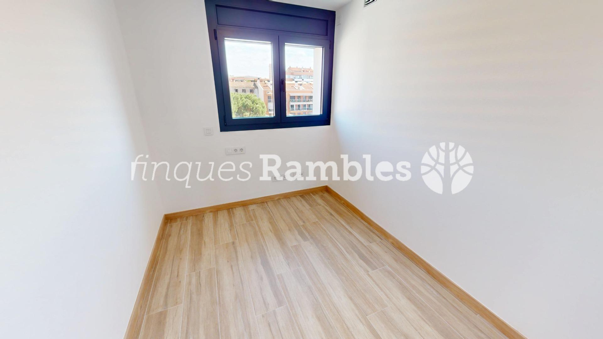 NOVA PROMOCIÓ EN VENDA A PLE CENTRE D´IGUALADA! – 17