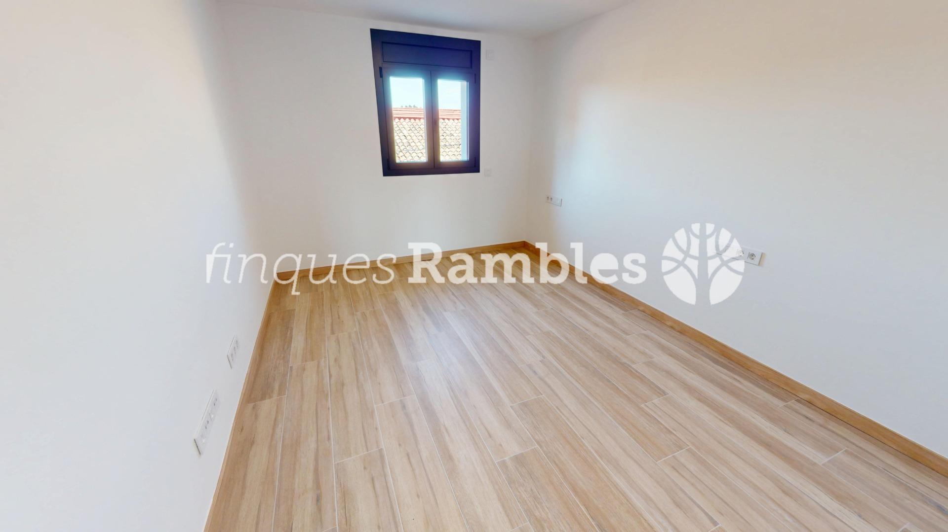 NOVA PROMOCIÓ EN VENDA A PLE CENTRE D´IGUALADA! – 19