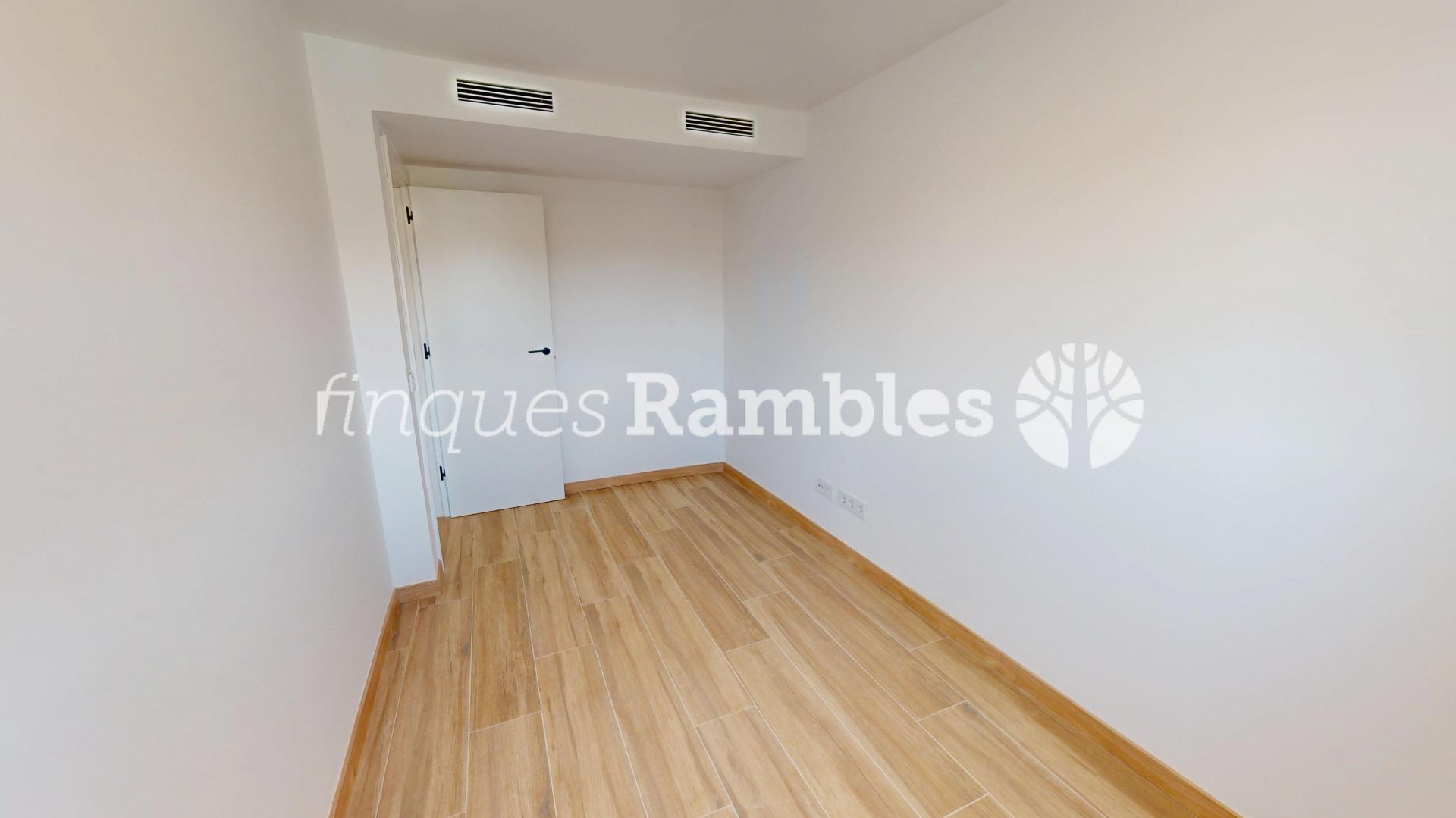 NOVA PROMOCIÓ EN VENDA A PLE CENTRE D´IGUALADA! – 22
