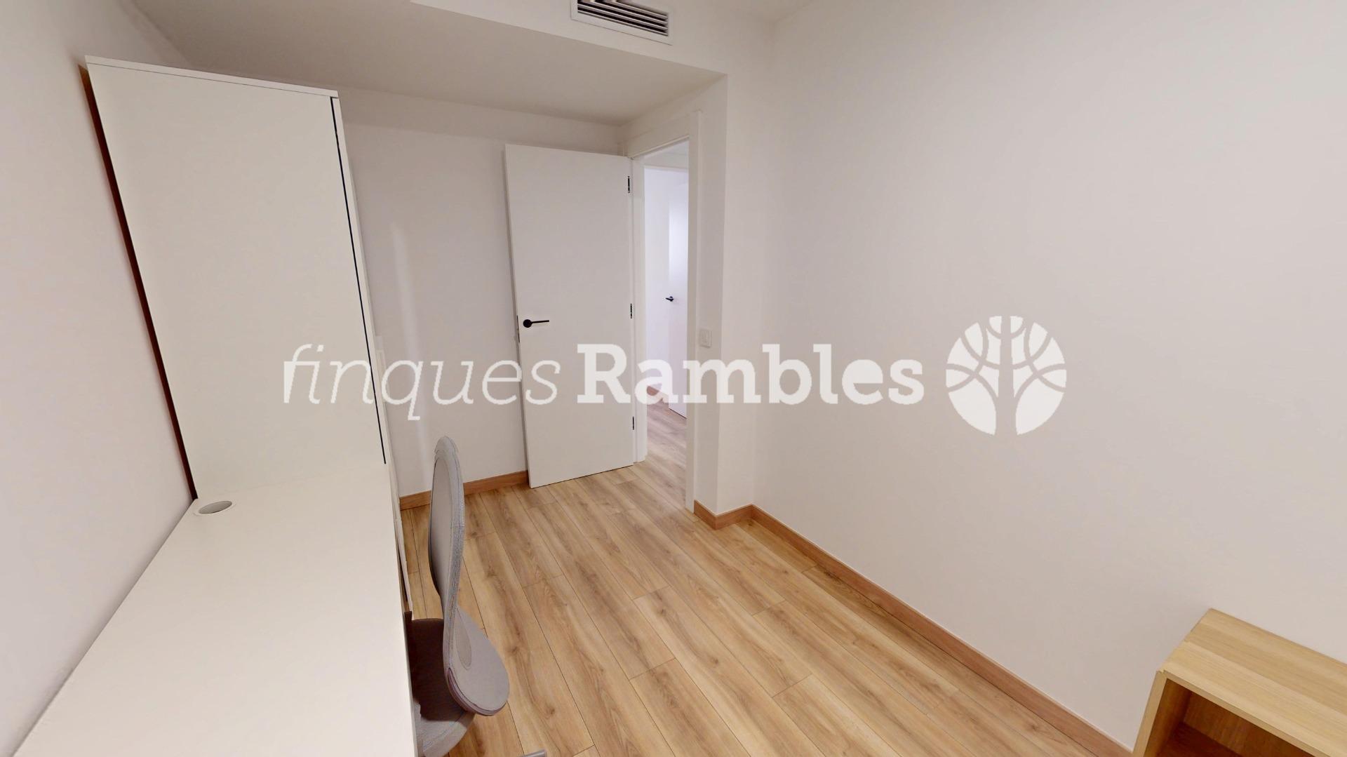 NOVA PROMOCIÓ EN VENDA A PLE CENTRE D´IGUALADA! – 22