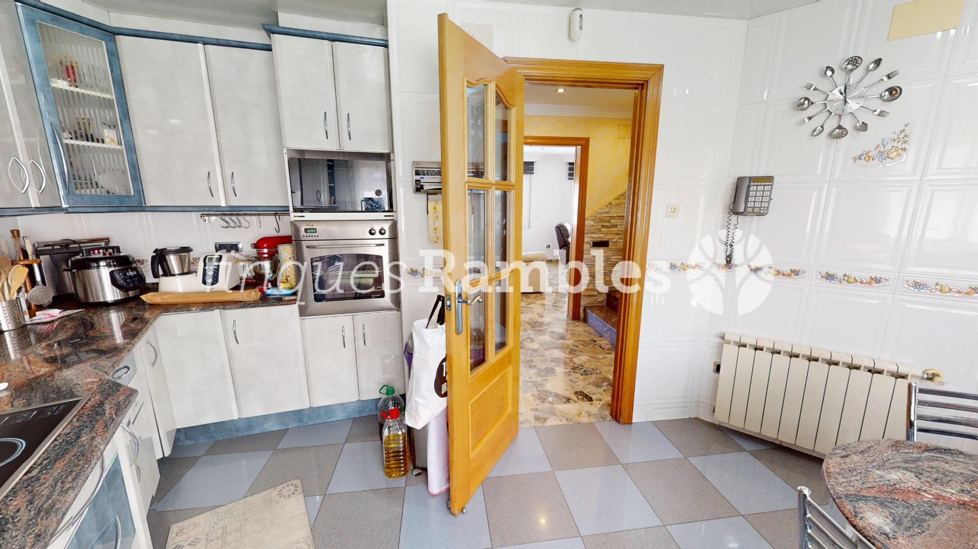 CASA MULTIFAMILIAR EN SANTA MARGARITA DE MONTBUI – 10