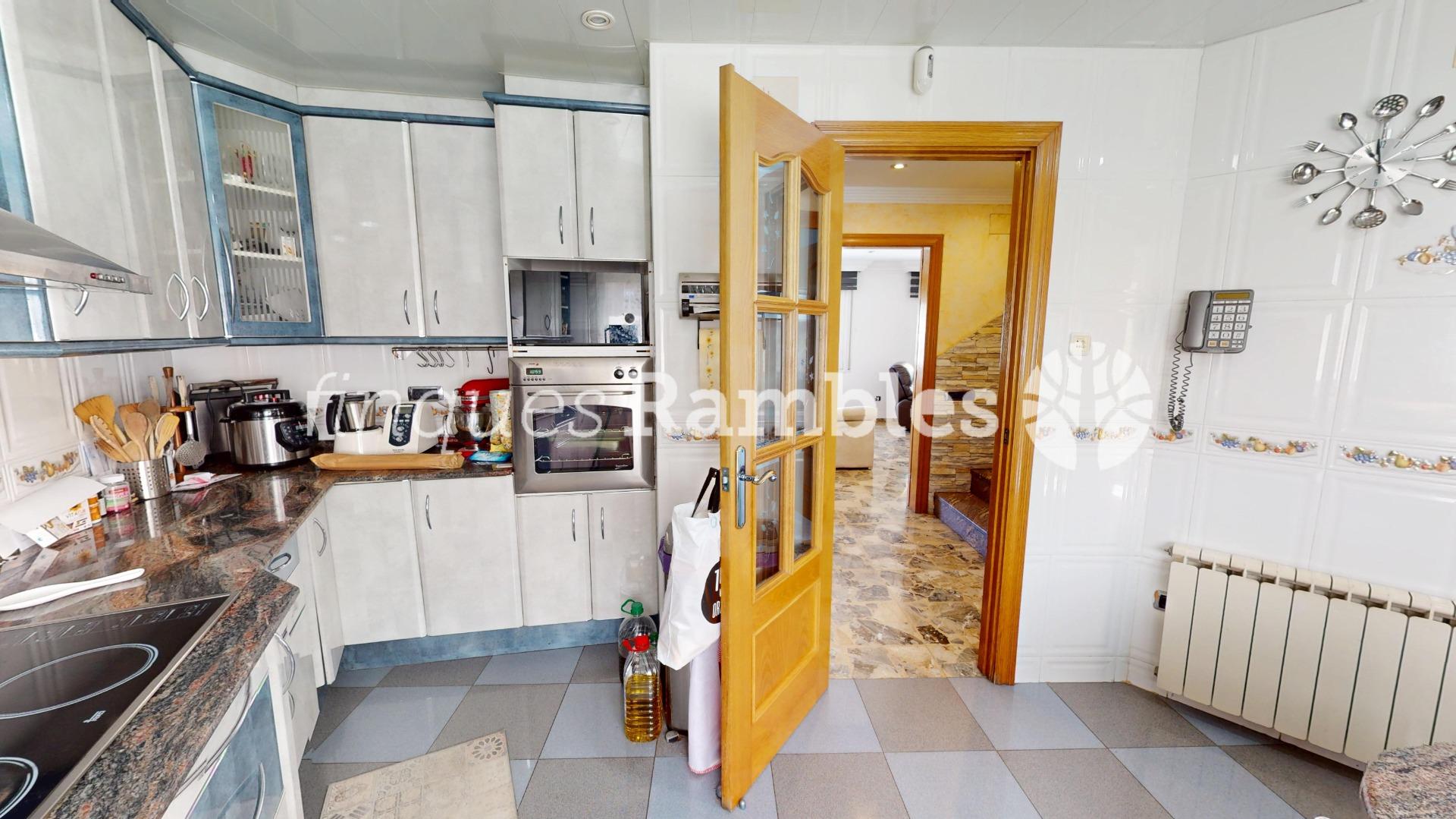 CASA MULTIFAMILIAR EN SANTA MARGARITA DE MONTBUI – 11