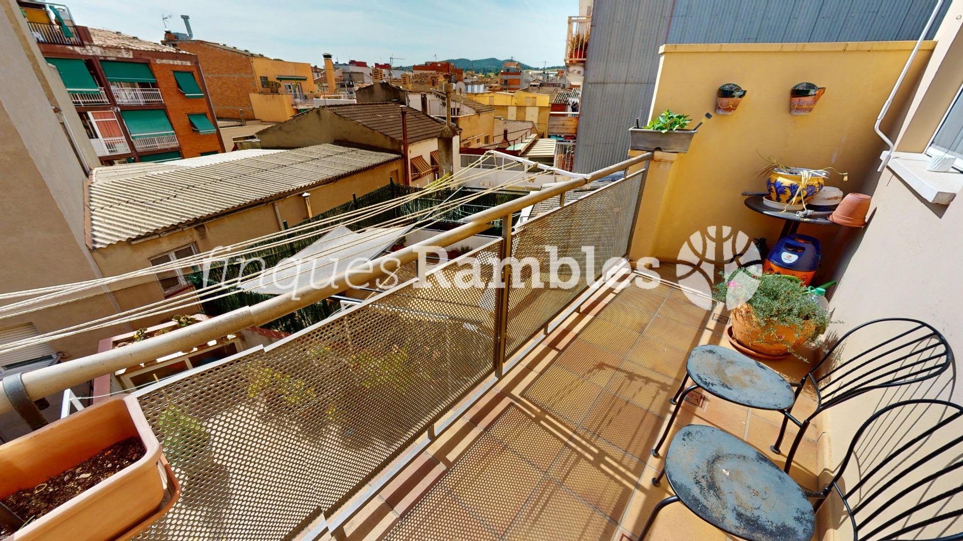 CASA MULTIFAMILIAR EN SANTA MARGARITA DE MONTBUI – 13