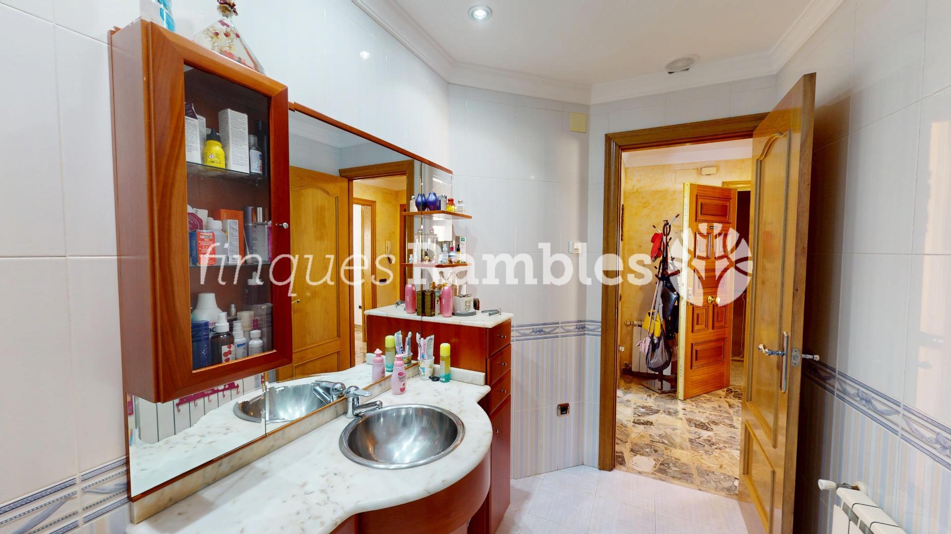 CASA MULTIFAMILIAR EN SANTA MARGARITA DE MONTBUI – 23