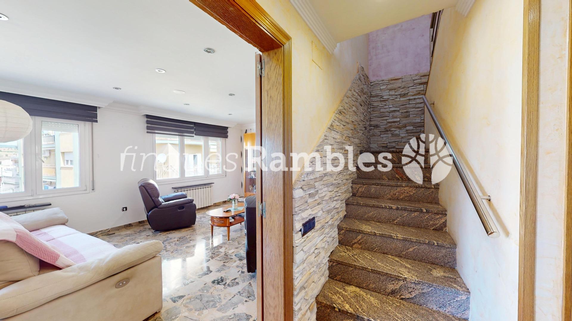 CASA MULTIFAMILIAR EN SANTA MARGARITA DE MONTBUI – 24