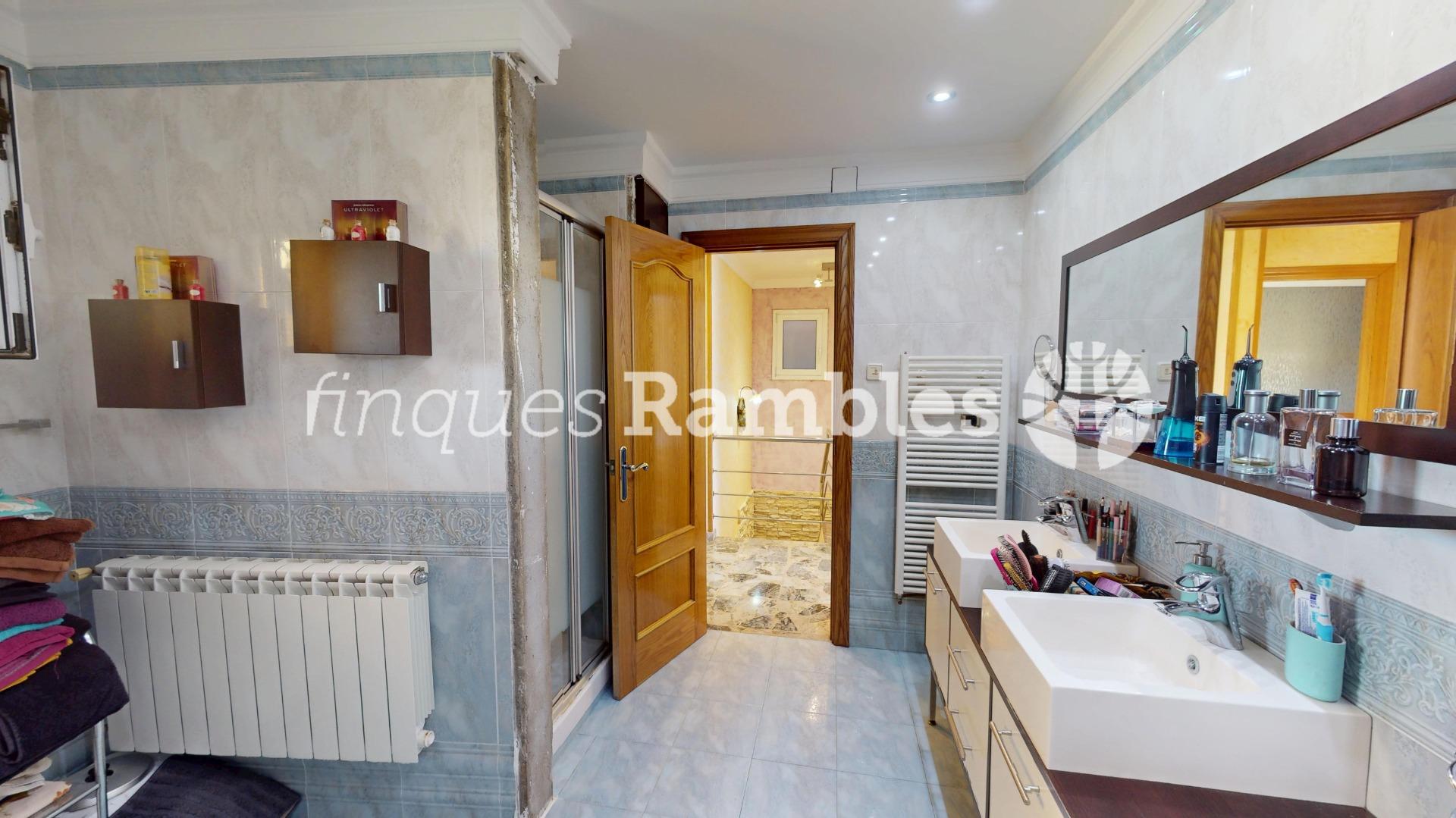 CASA MULTIFAMILIAR EN SANTA MARGARITA DE MONTBUI – 27