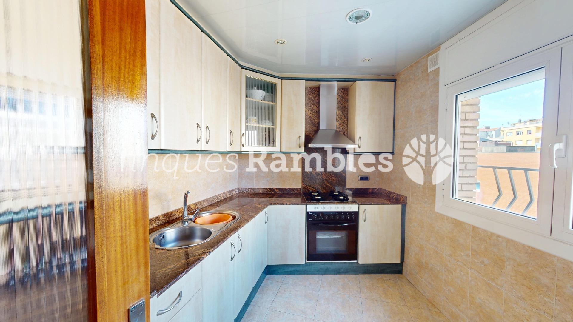 CASA MULTIFAMILIAR EN SANTA MARGARITA DE MONTBUI – 42