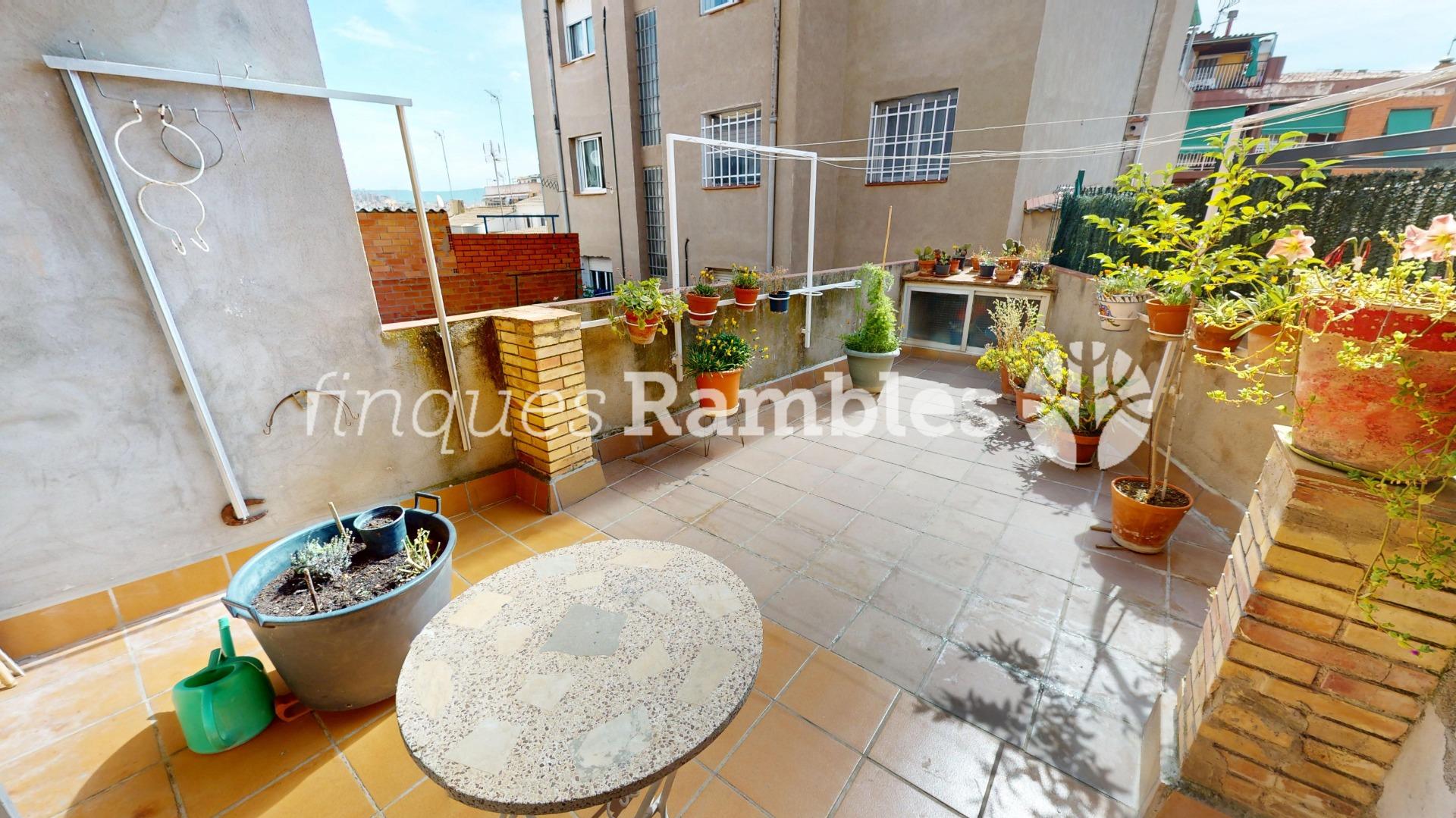 CASA MULTIFAMILIAR EN SANTA MARGARITA DE MONTBUI – 54