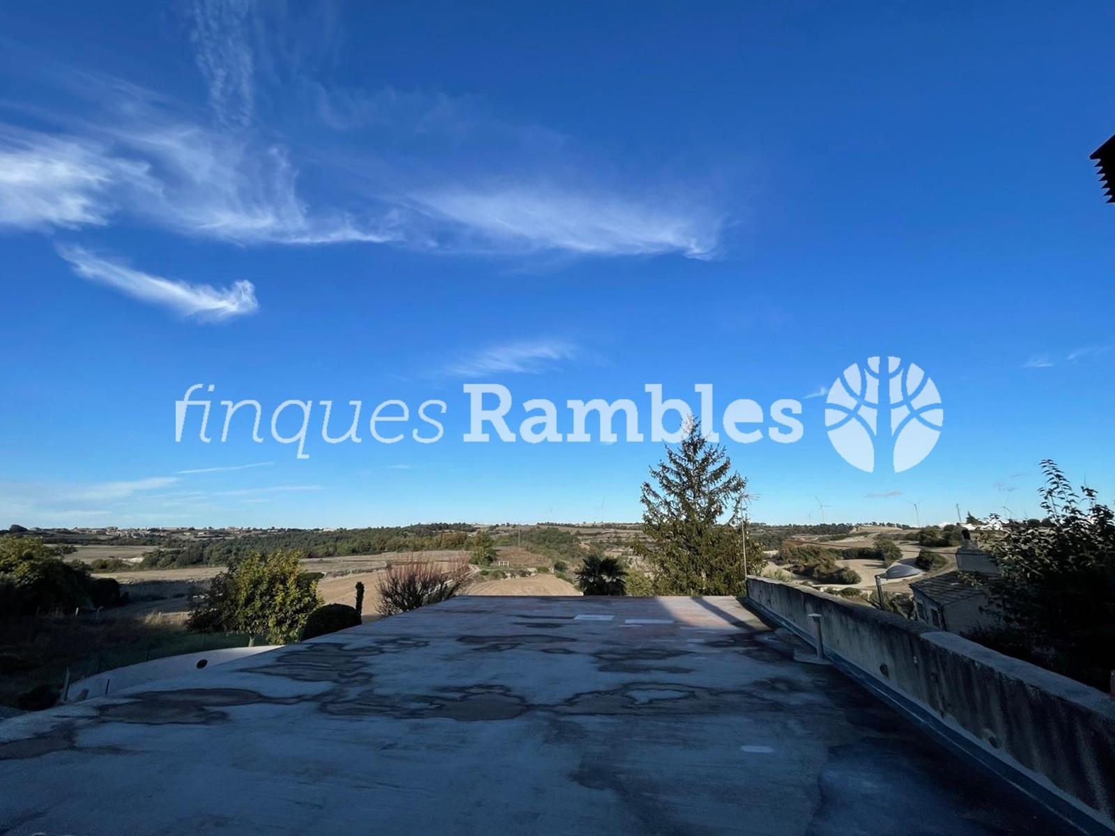 CASA DE POBLE AMB GRANS POSSIBILITATS A MONTMANEU, A POCS MINUTS D’IGUALADA – 24