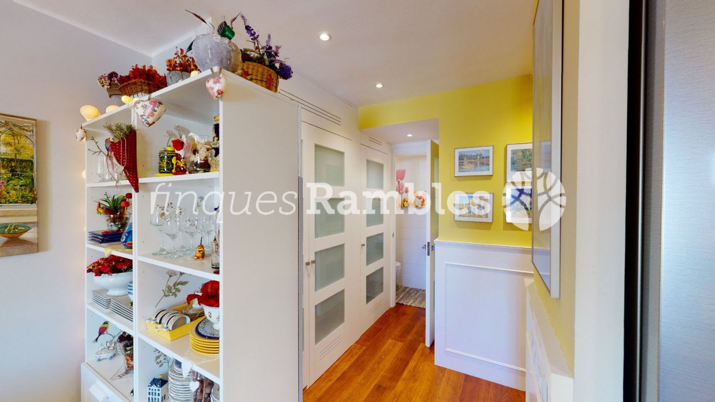 PIS REFORMAT ZONA POBLE SEC – 10