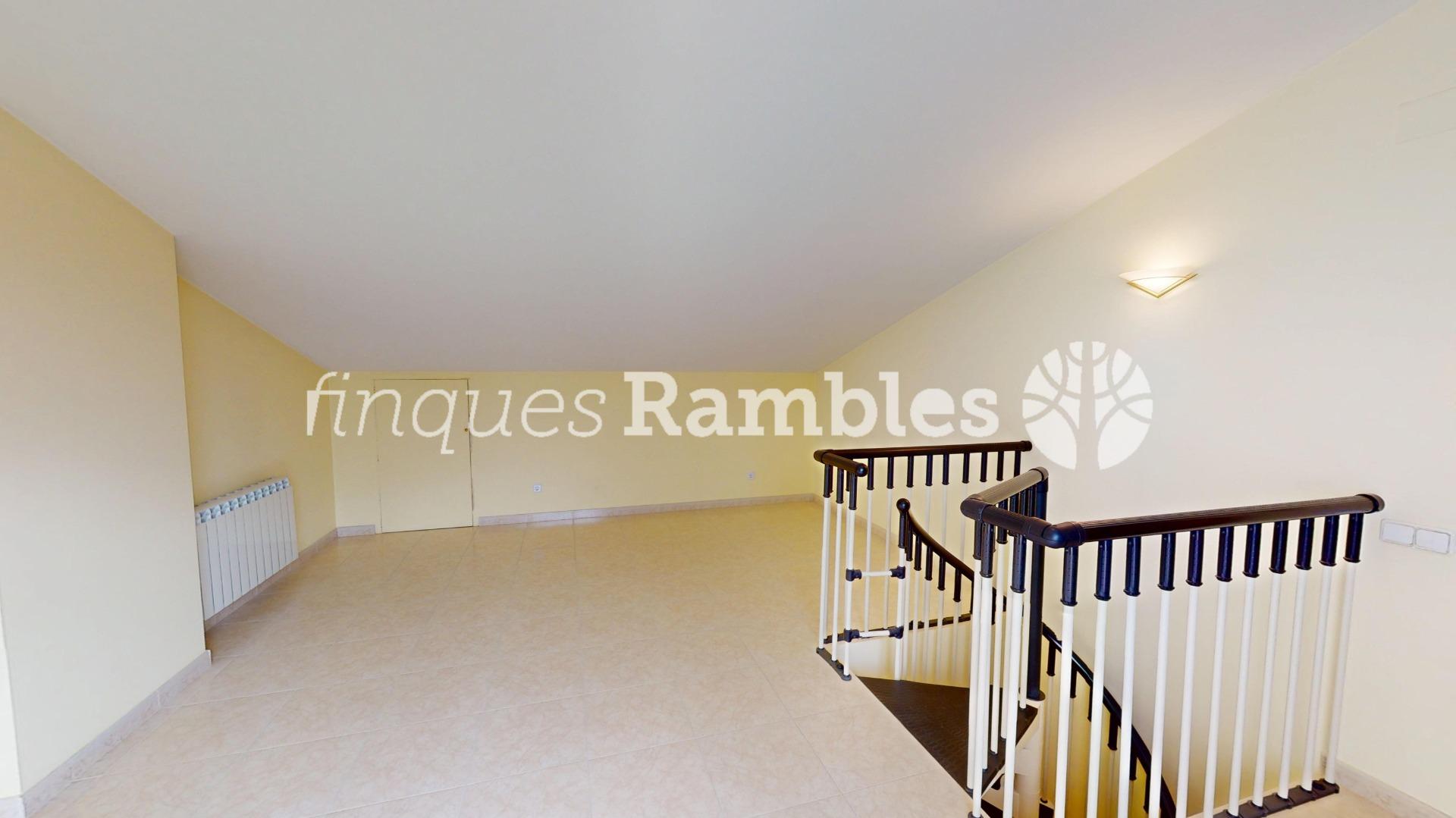 Dúplex – Vilanova del Cami (Barri La Pau) – 29