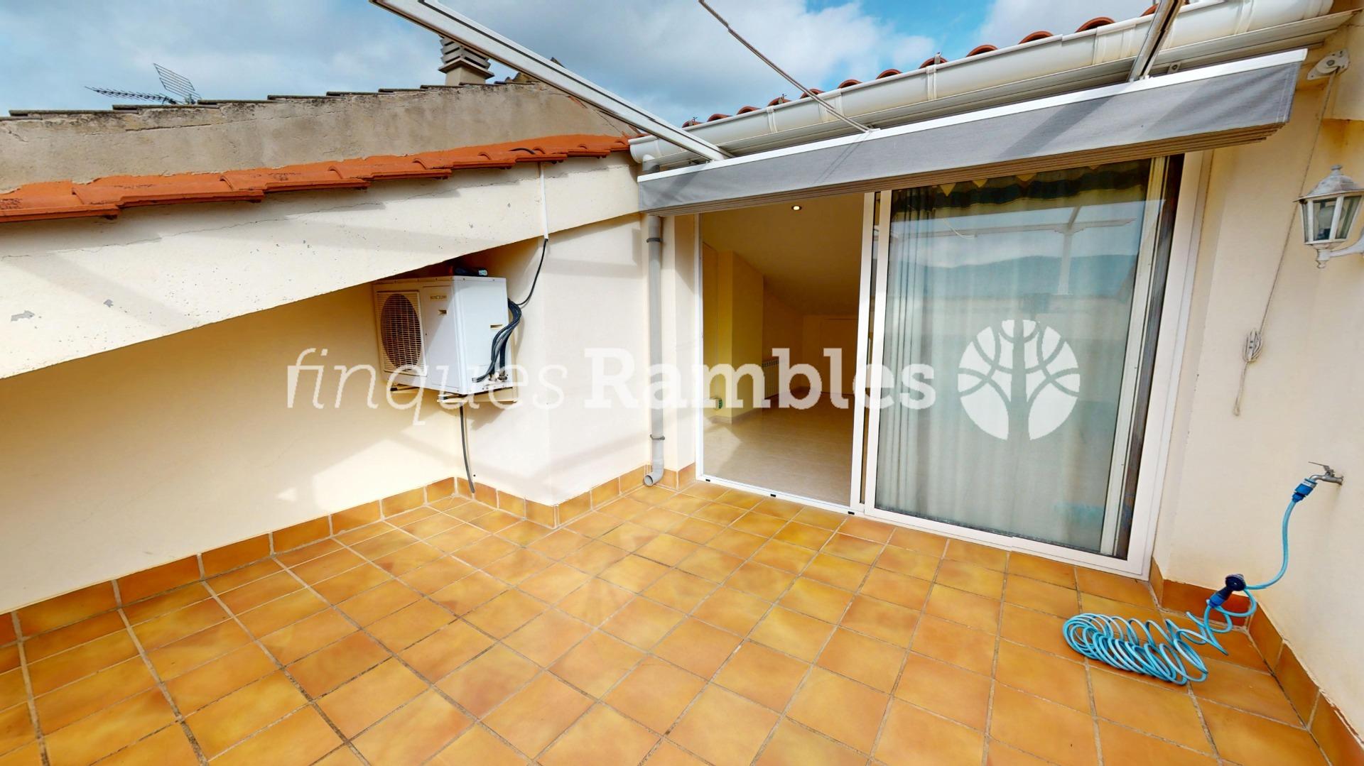 Dúplex – Vilanova del Cami (Barri La Pau) – 33