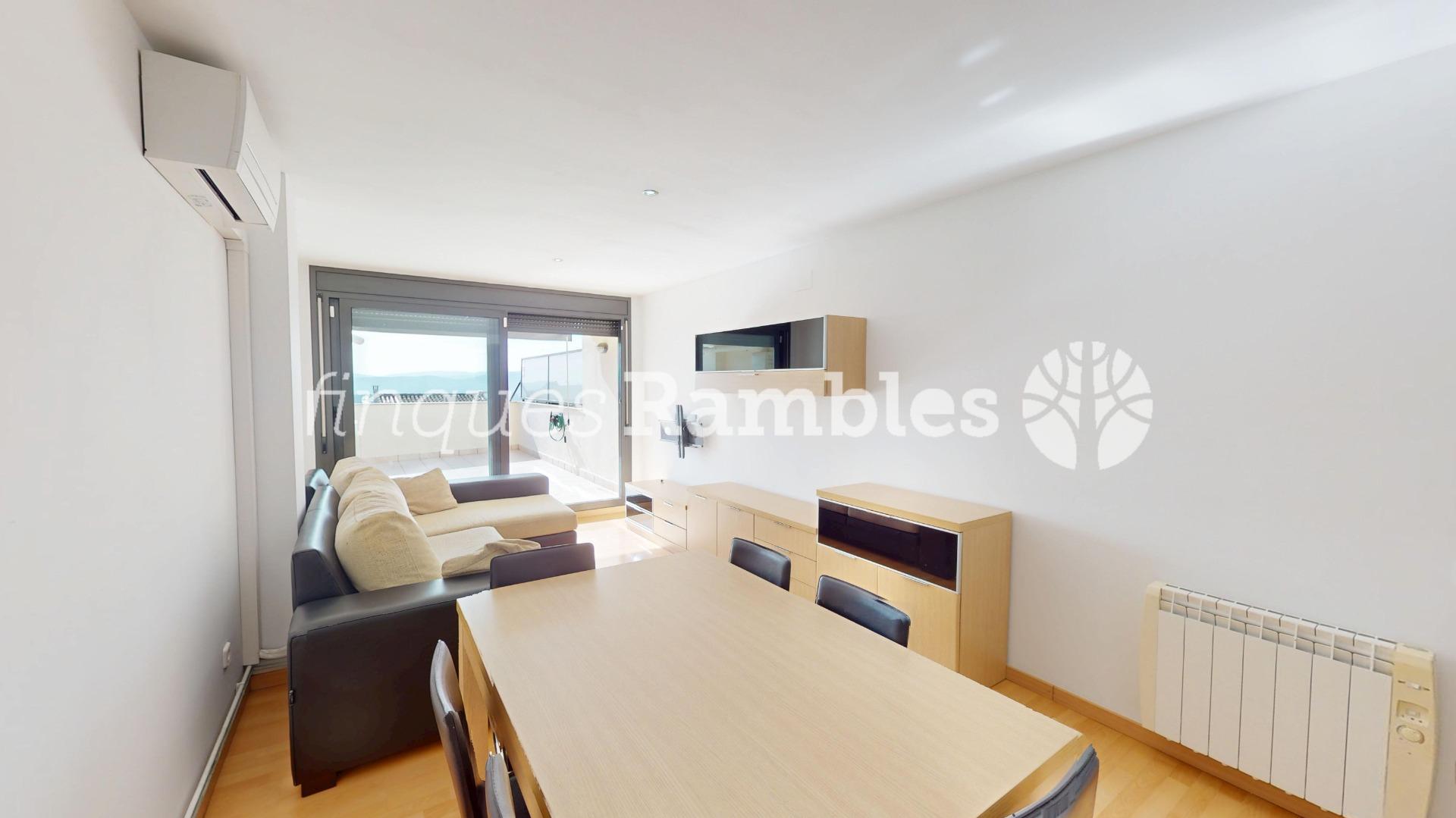 Independitza’t amb terrassa i vistes! – 2