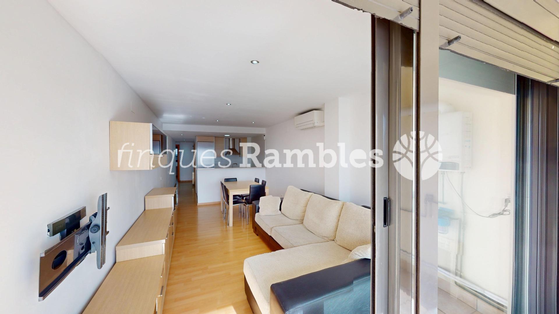 Independitza’t amb terrassa i vistes! – 20