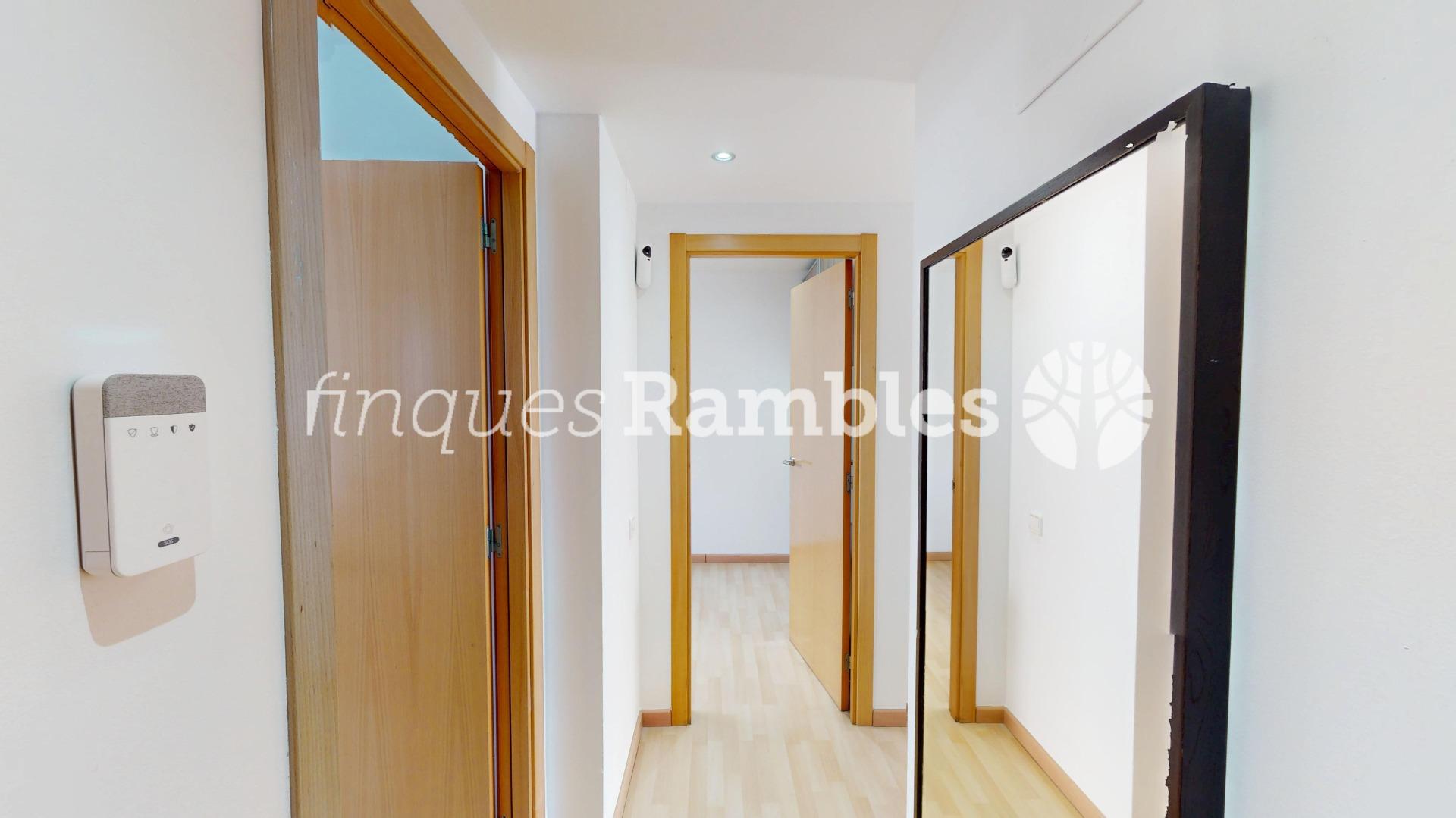 Independitza’t amb terrassa i vistes! – 6