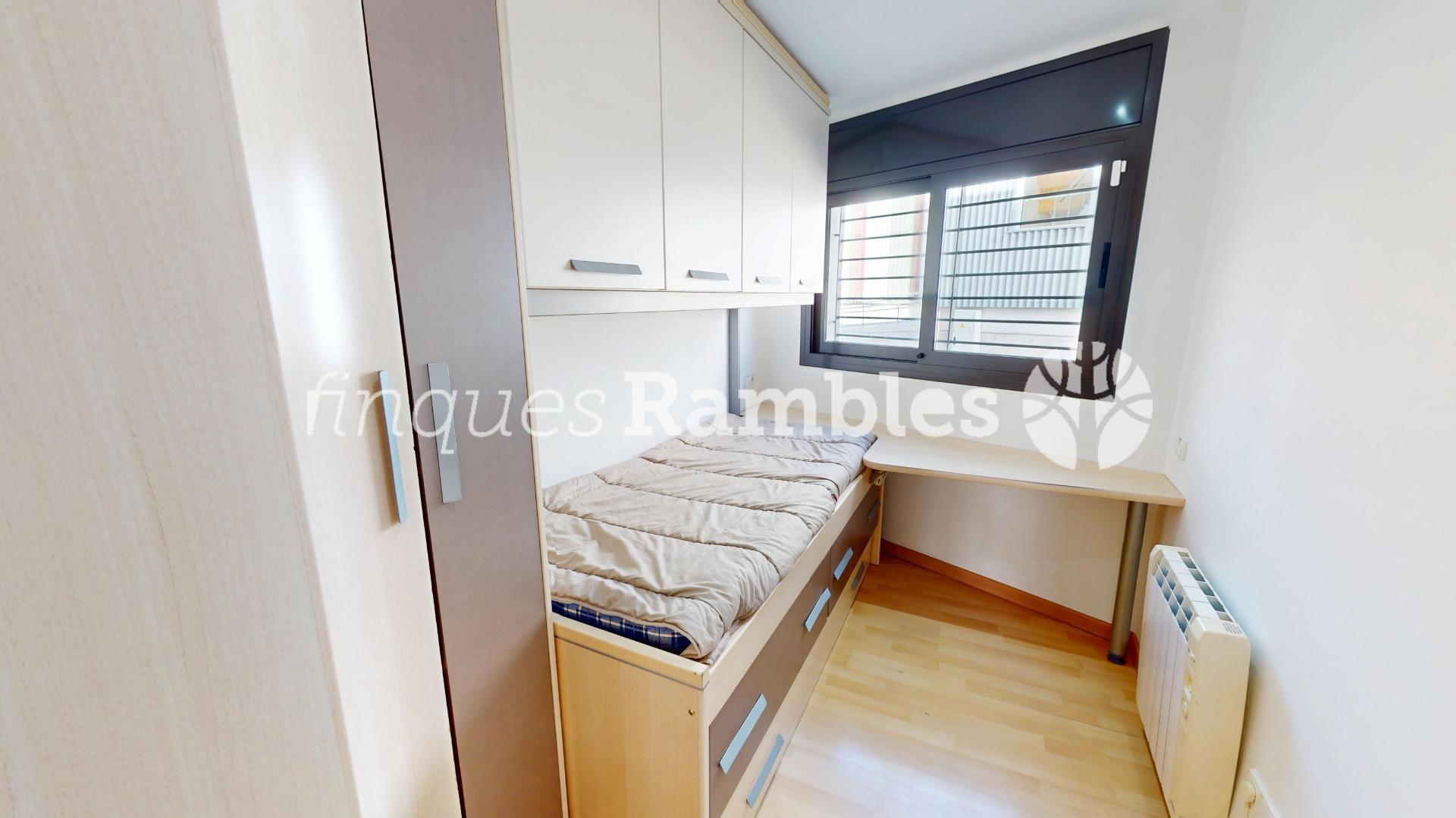 Independitza’t amb terrassa i vistes! – 7