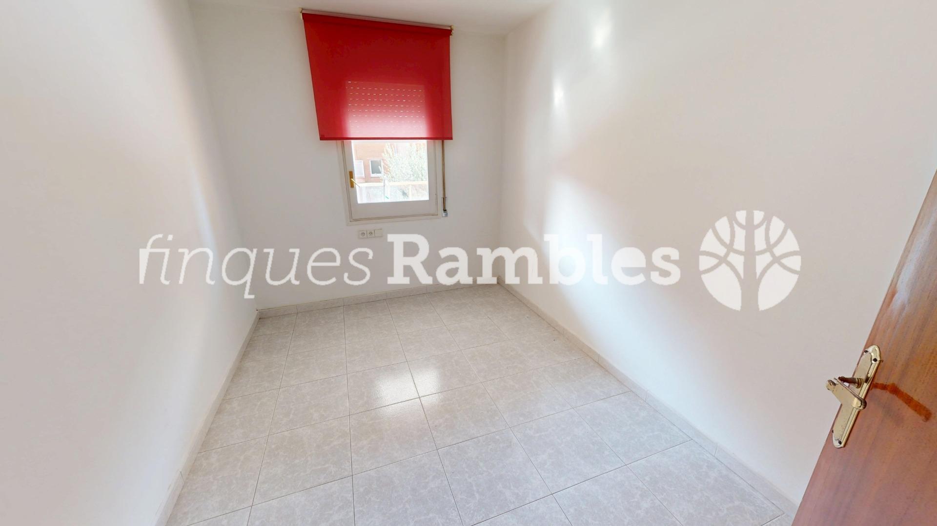 PIS ZONA SET CAMINS – 13