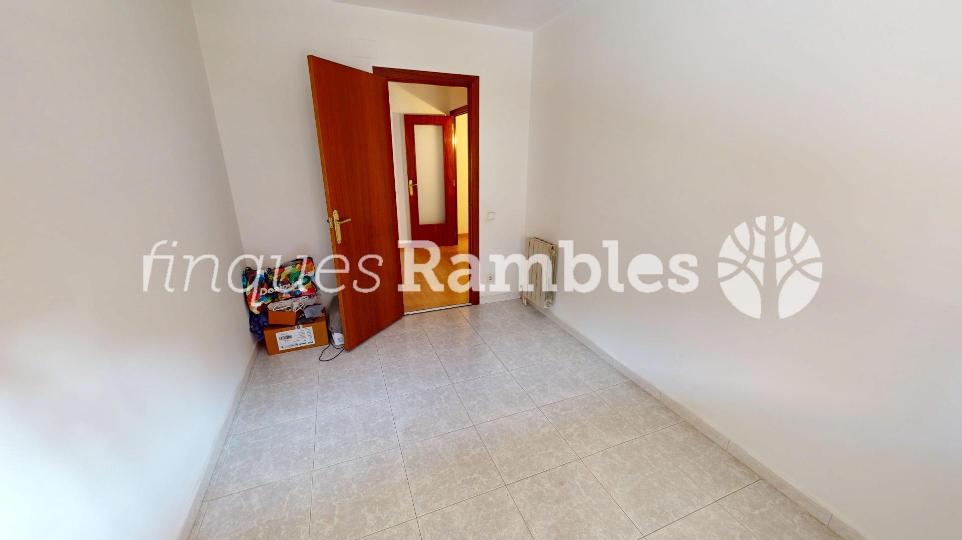 PIS ZONA SET CAMINS – 14