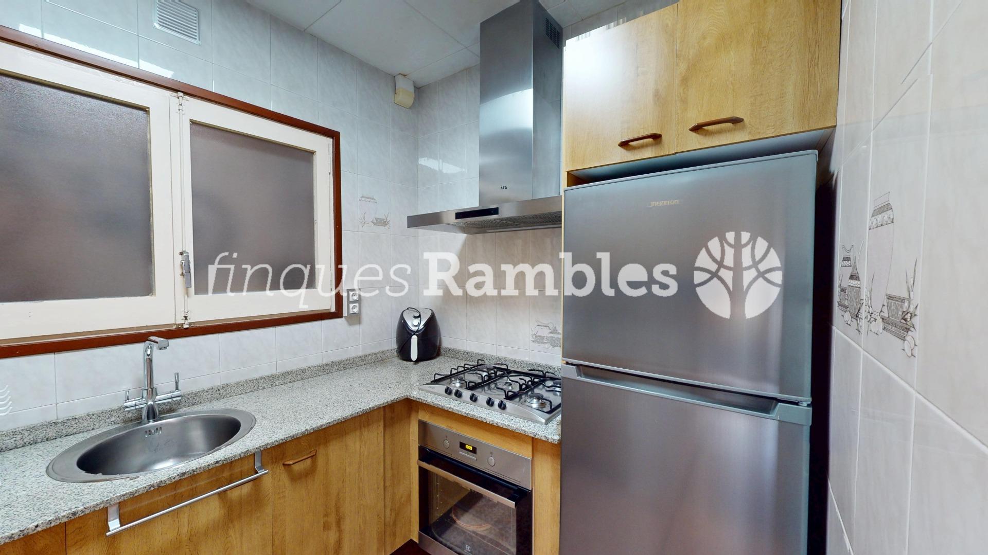 Preu Competitiu per a pis pràctic de 3 habitacions a Santa Margarida de Montbui – 16