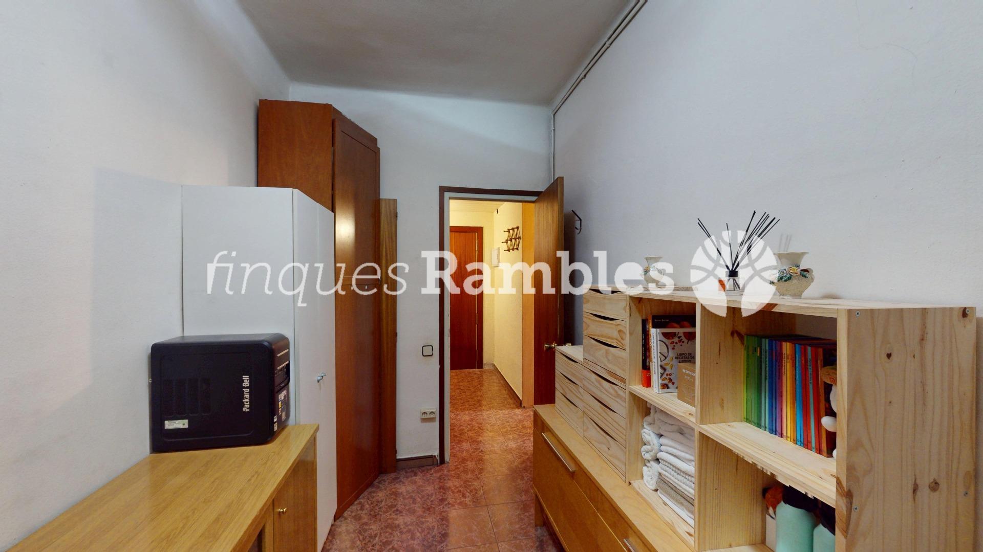 Preu Competitiu per a pis pràctic de 3 habitacions a Santa Margarida de Montbui – 20