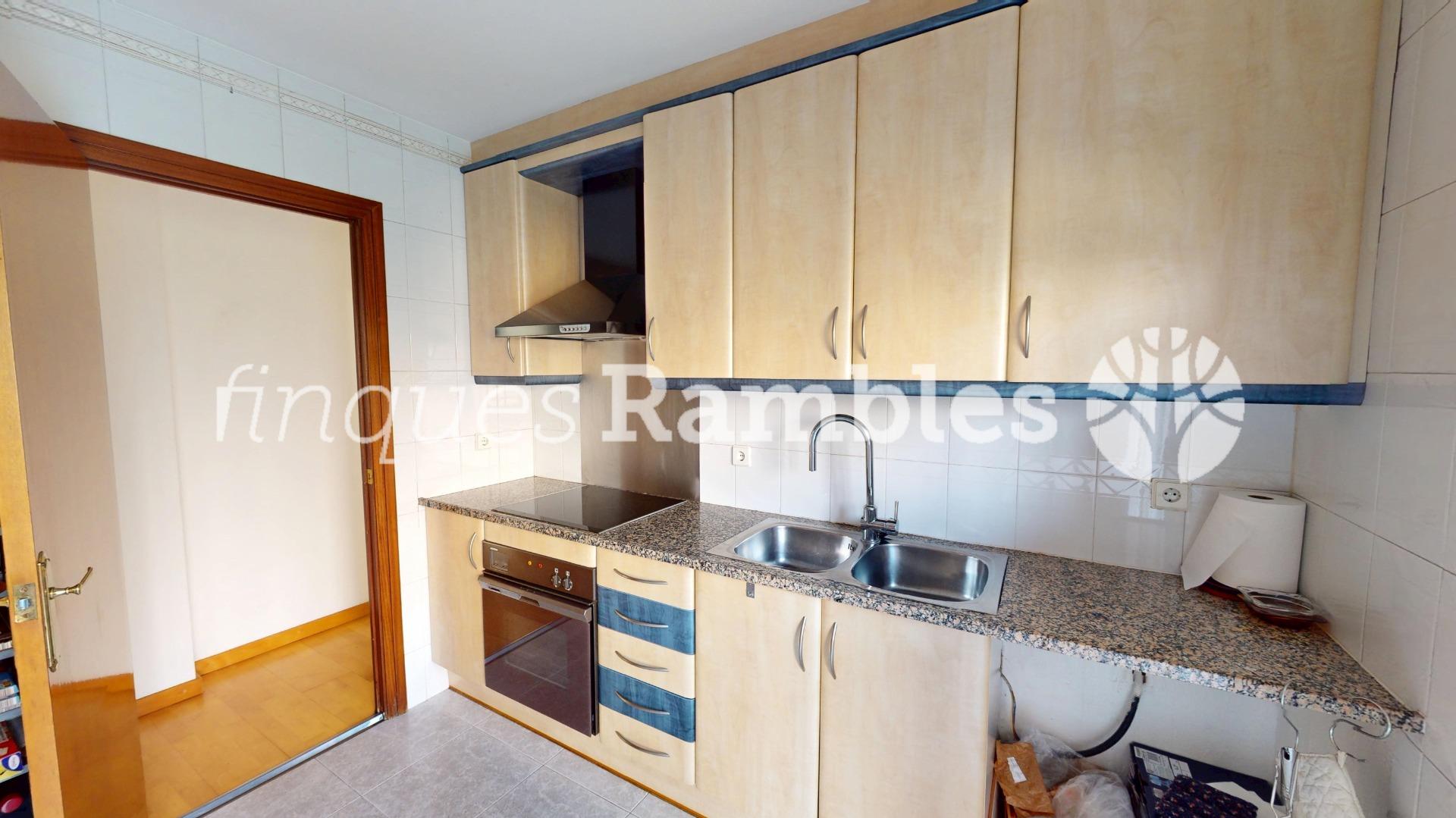 PIS ZONA SET CAMINS – 22