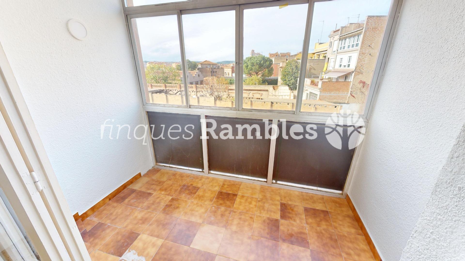 PIS AL CENTRE D´IGUALADA AMB BONES VISTES – 18