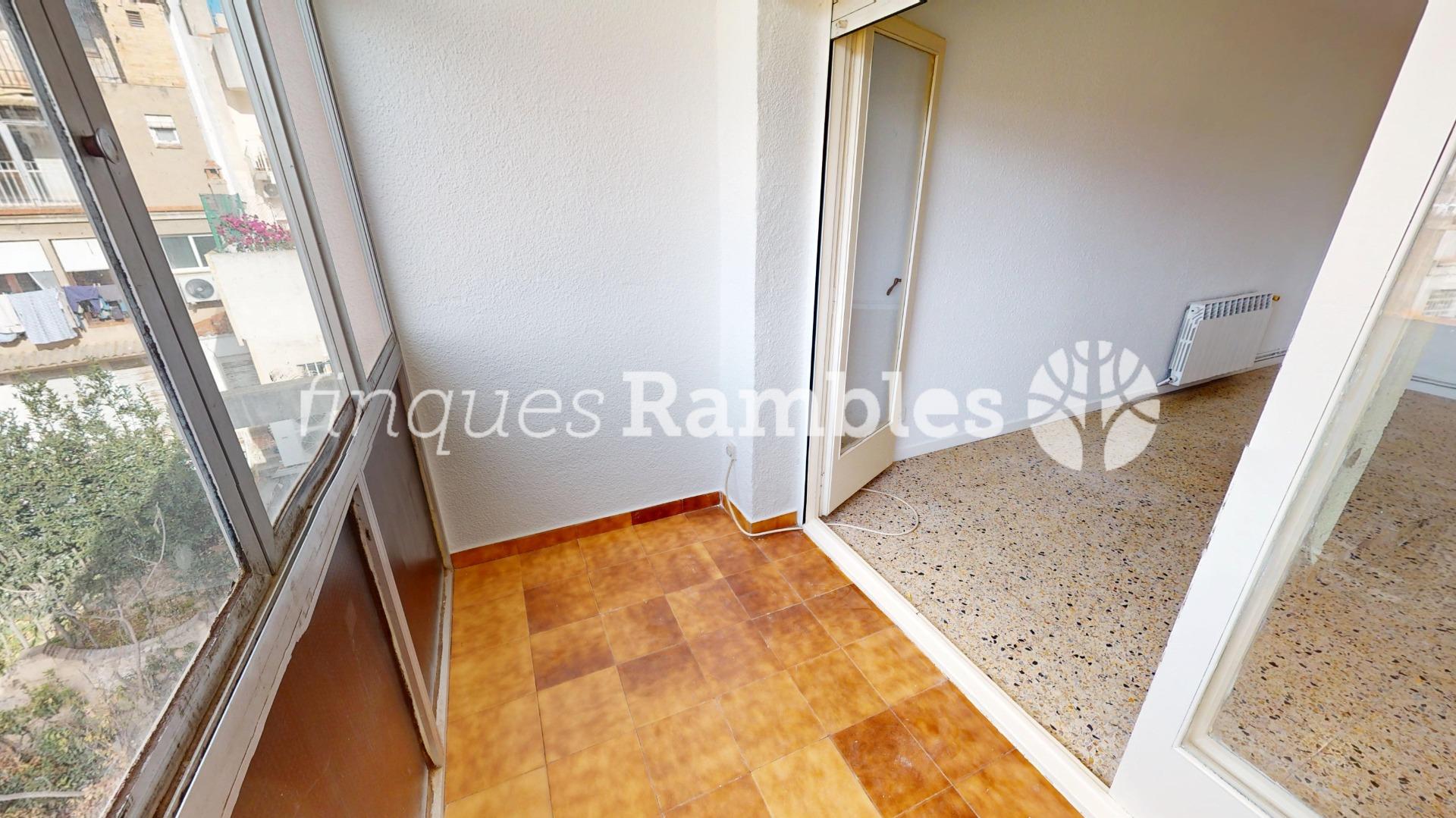 PIS AL CENTRE D´IGUALADA AMB BONES VISTES – 19