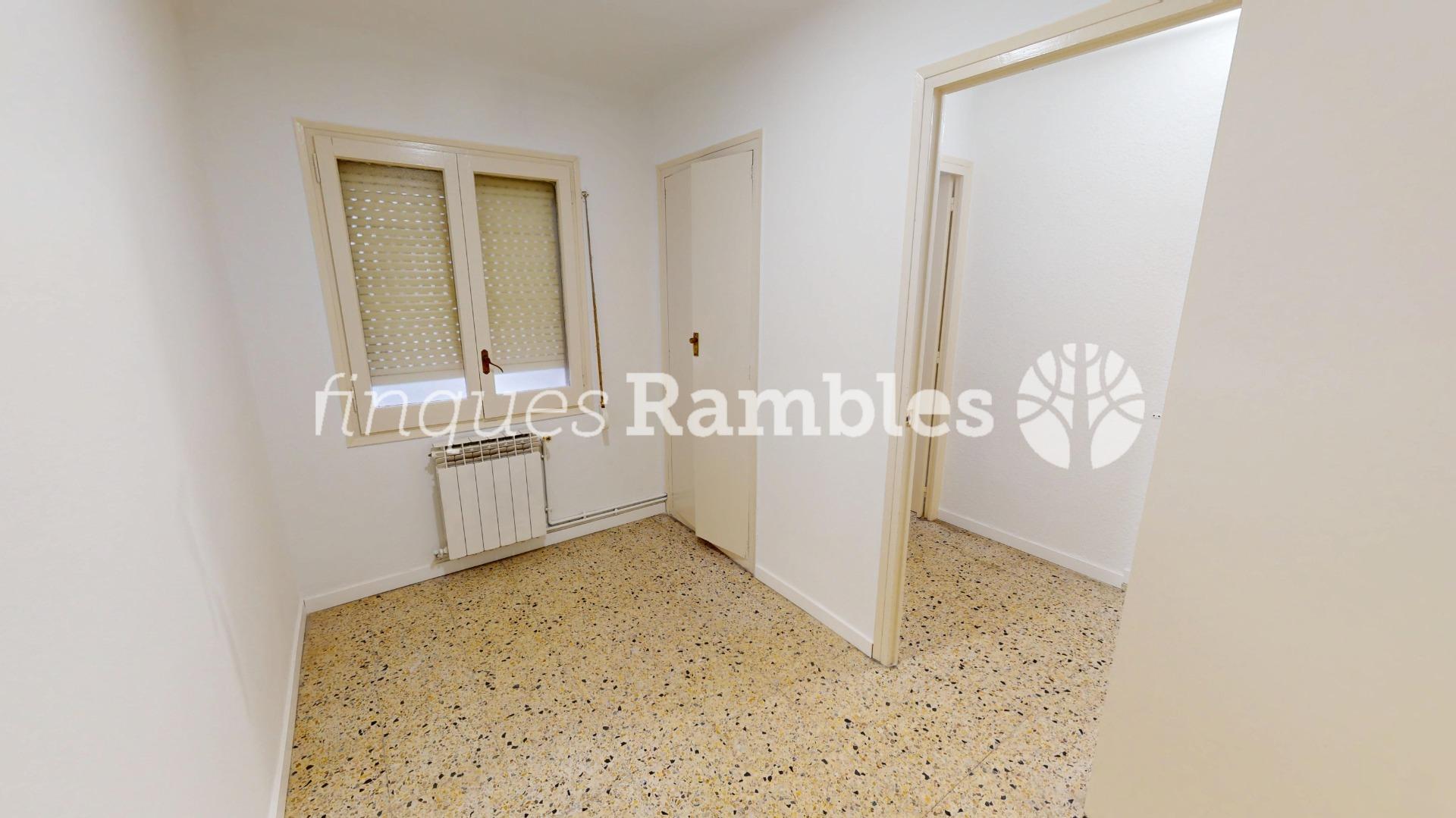 PIS AL CENTRE D´IGUALADA AMB BONES VISTES – 4