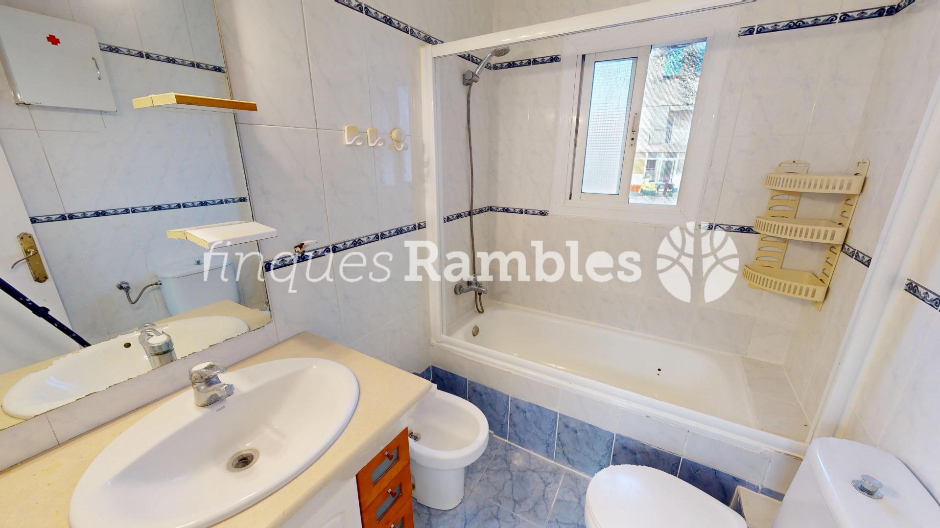 PIS AL CENTRE D´IGUALADA AMB BONES VISTES – 9