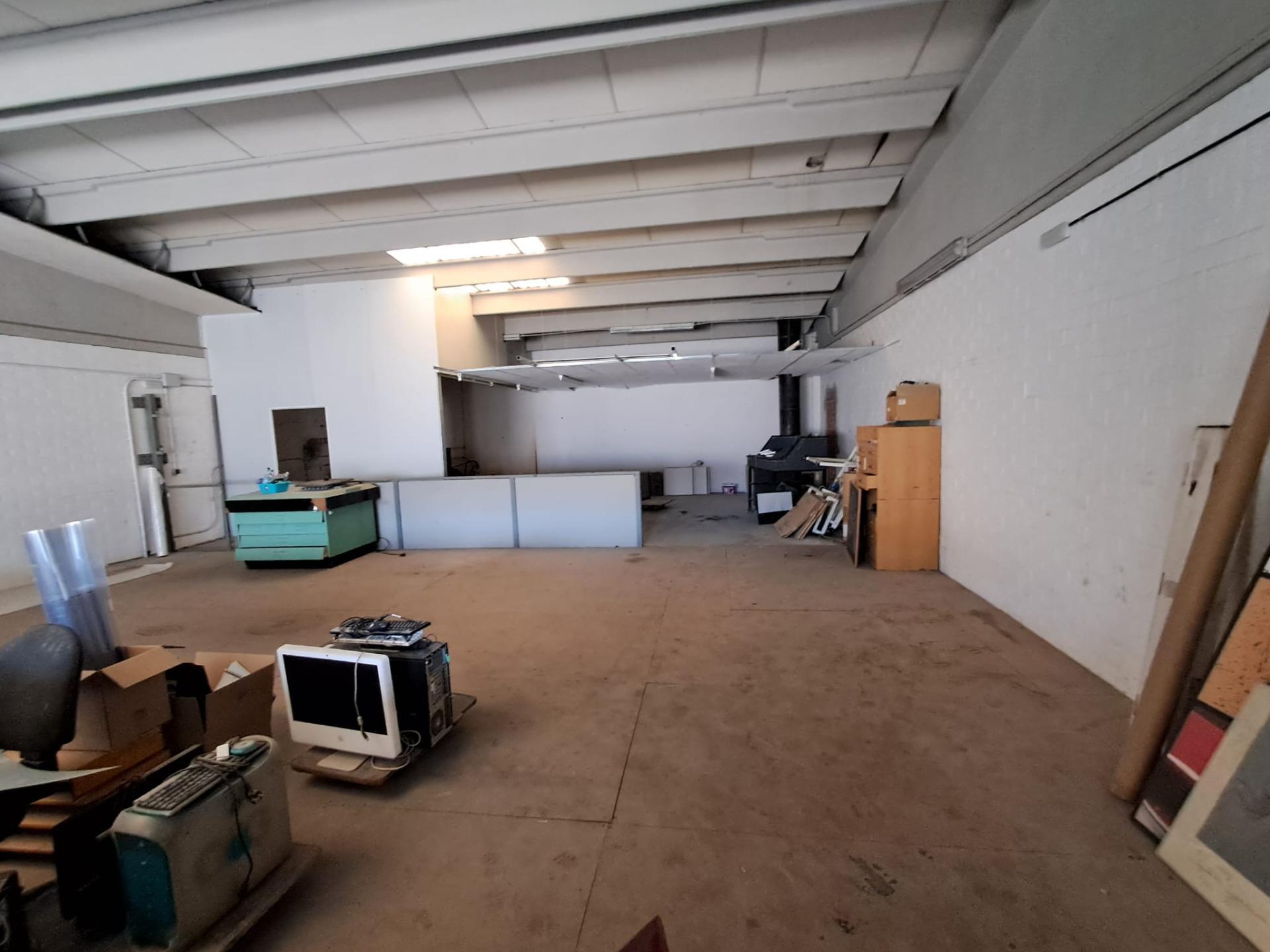 NAVE EN VENTA EN POLÍGONO IND. LES COMES – 6