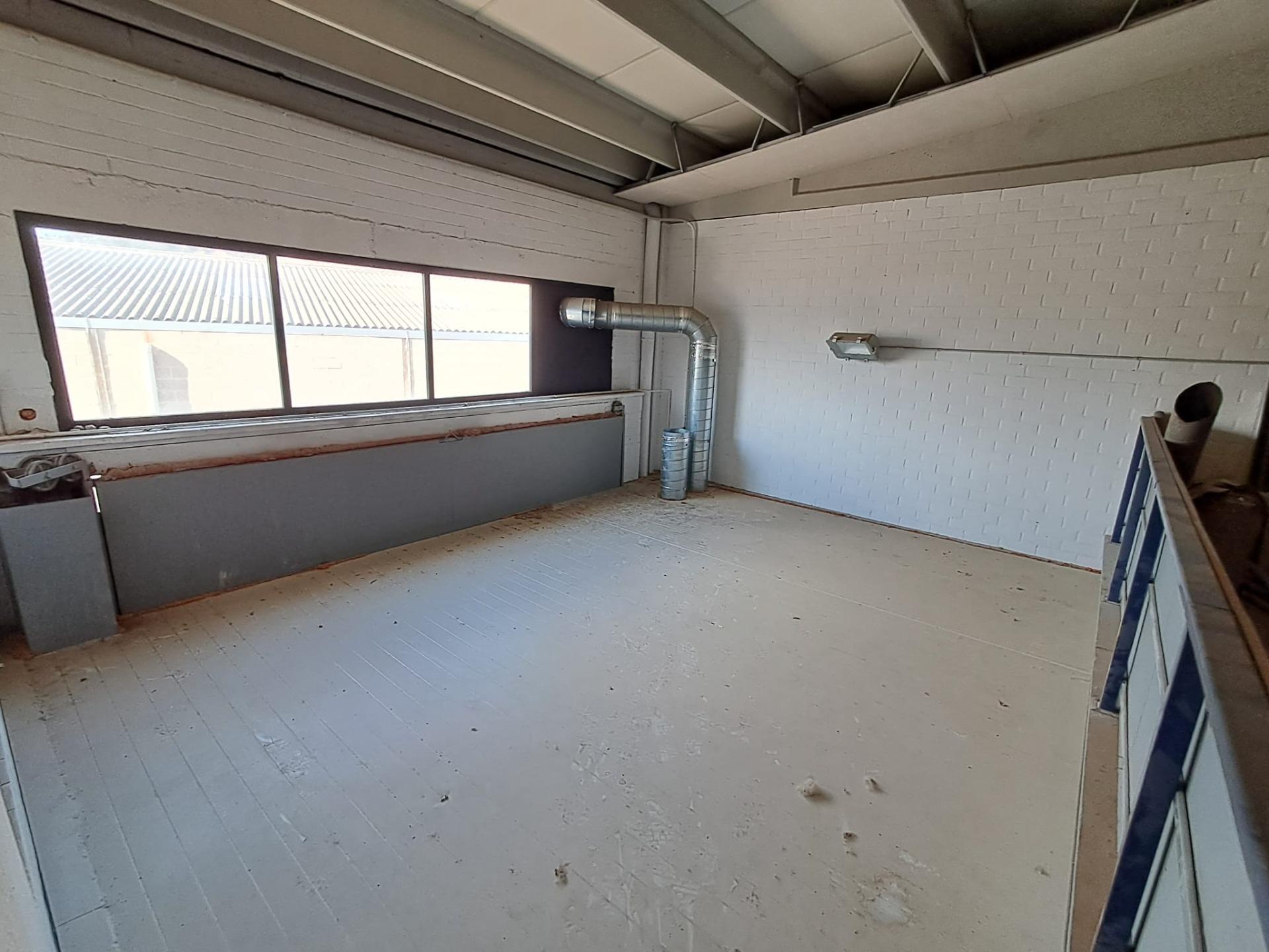 NAVE EN VENTA EN POLÍGONO IND. LES COMES – 8