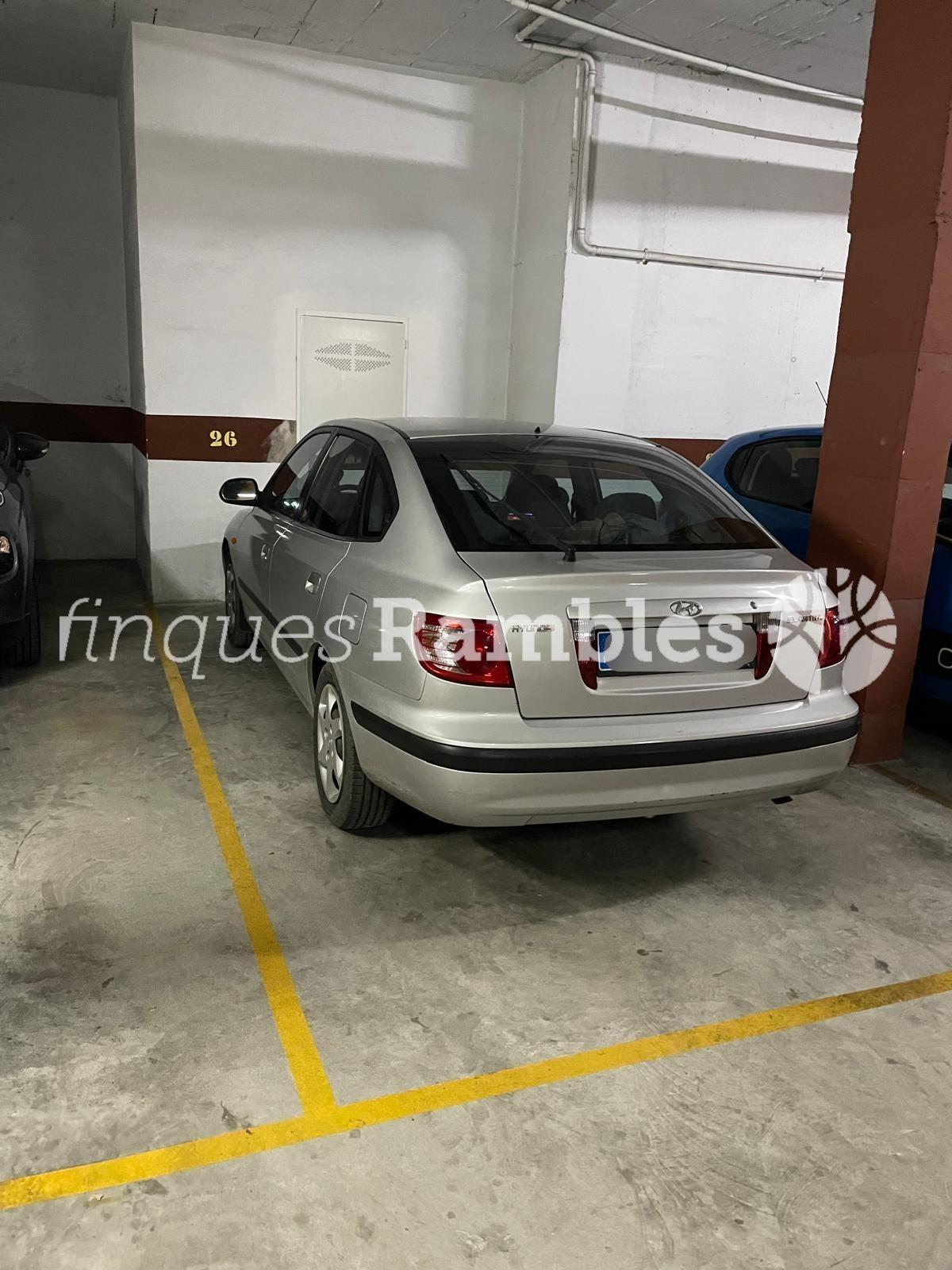 MAGNIFIC PIS EN VENTA AL BARRI DE LES FLORS – 21