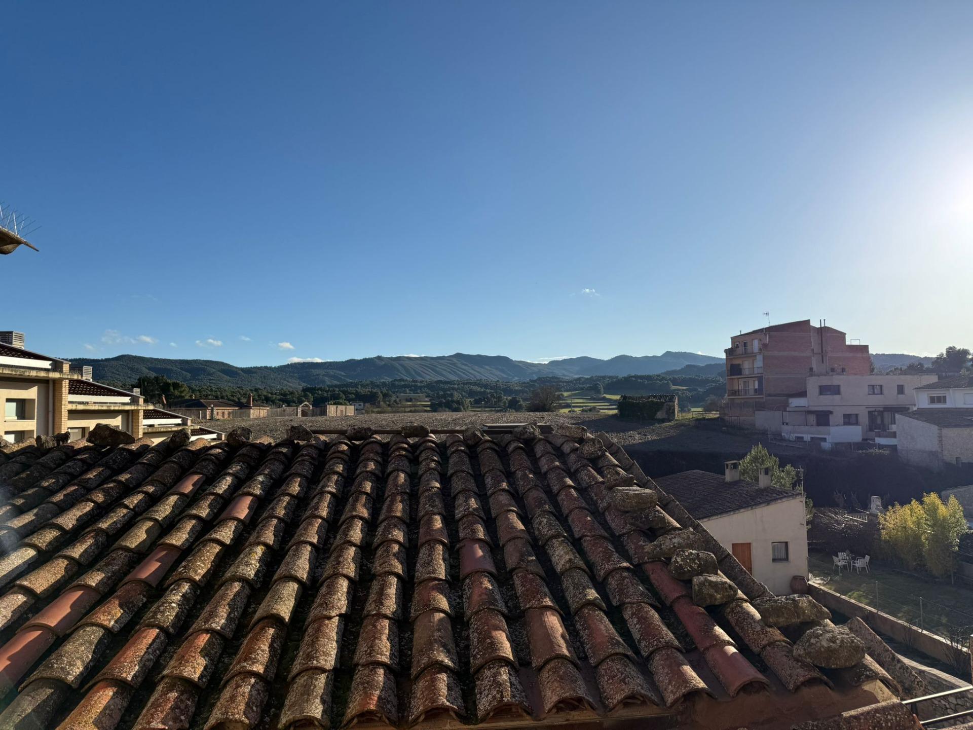 CASA AMB GARATGE I DOS PISOS INDEPENDENTS A SANT MARTÍ DE TOUS! – 19