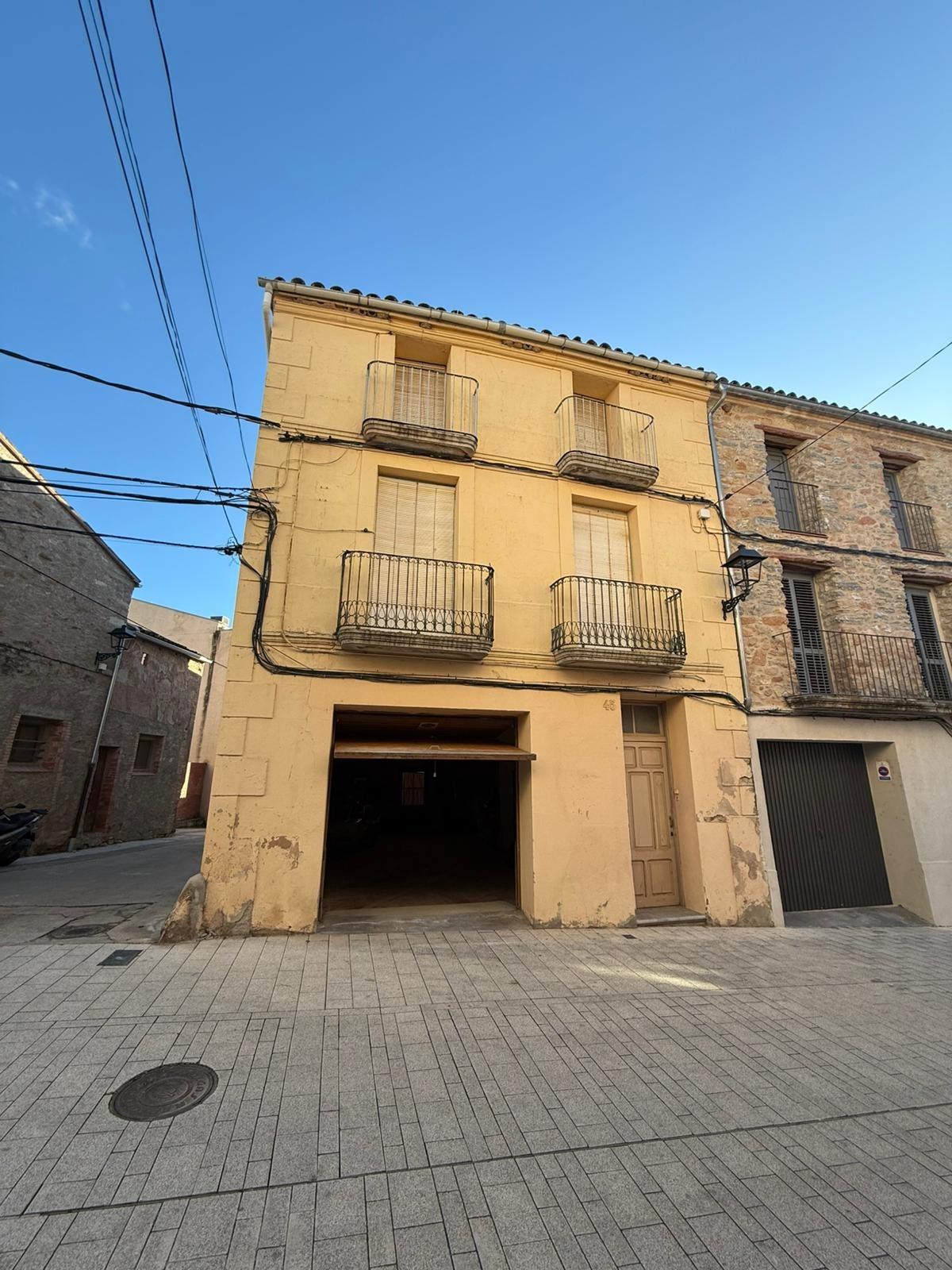 CASA AMB GARATGE I DOS PISOS INDEPENDENTS A SANT MARTÍ DE TOUS! – 3