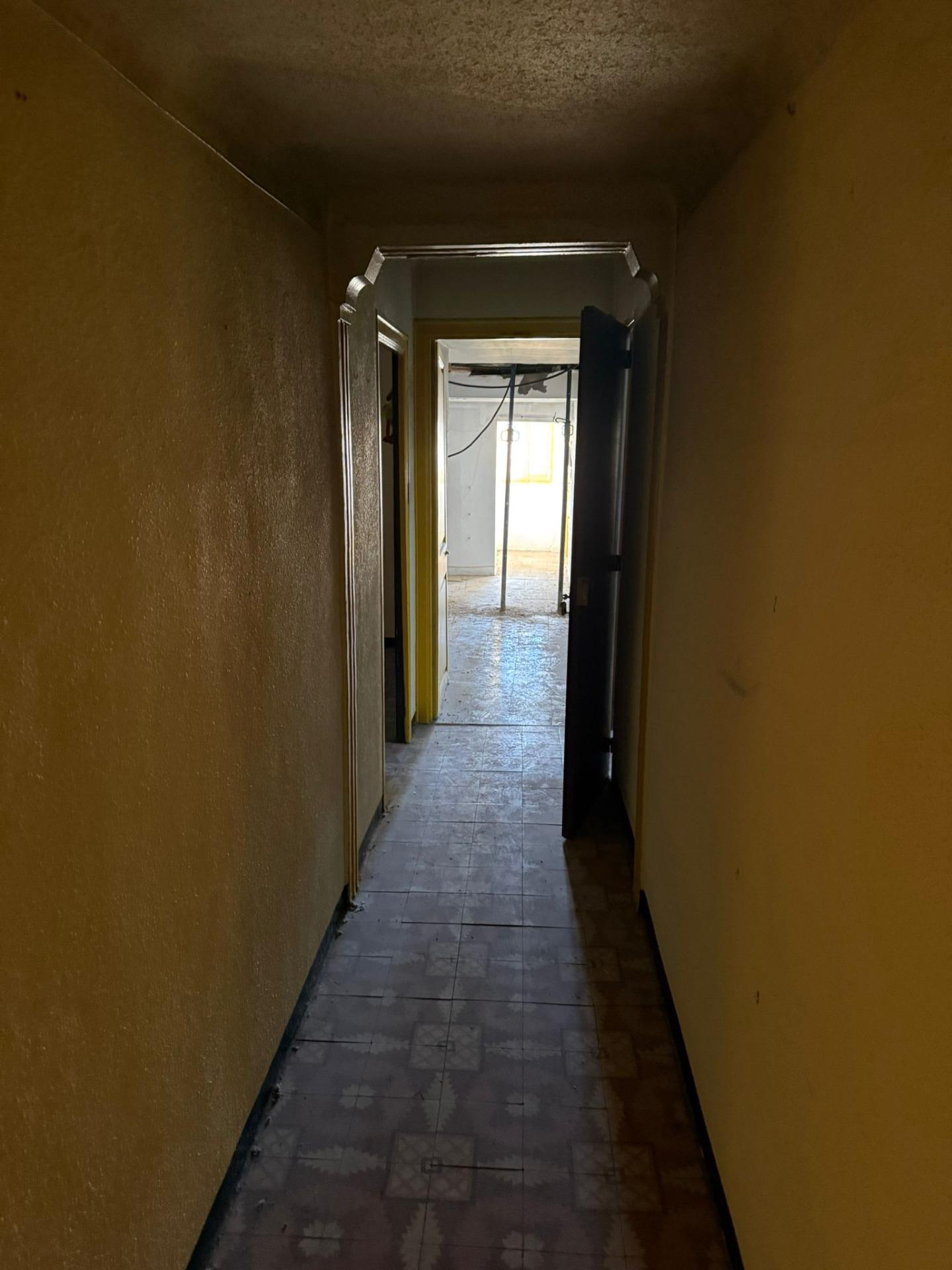 CASA AMB GARATGE I DOS PISOS INDEPENDENTS A SANT MARTÍ DE TOUS! – 34