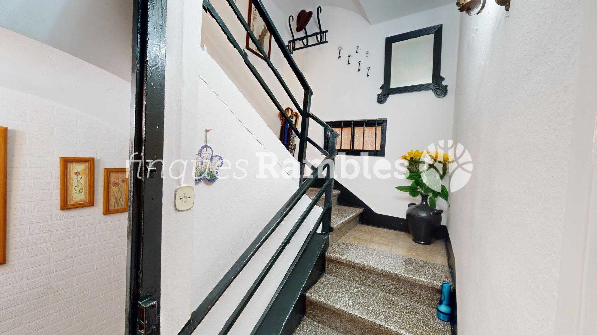 CASA AMB 3 PISOS AL CENTRE D’IGUALADA – 15