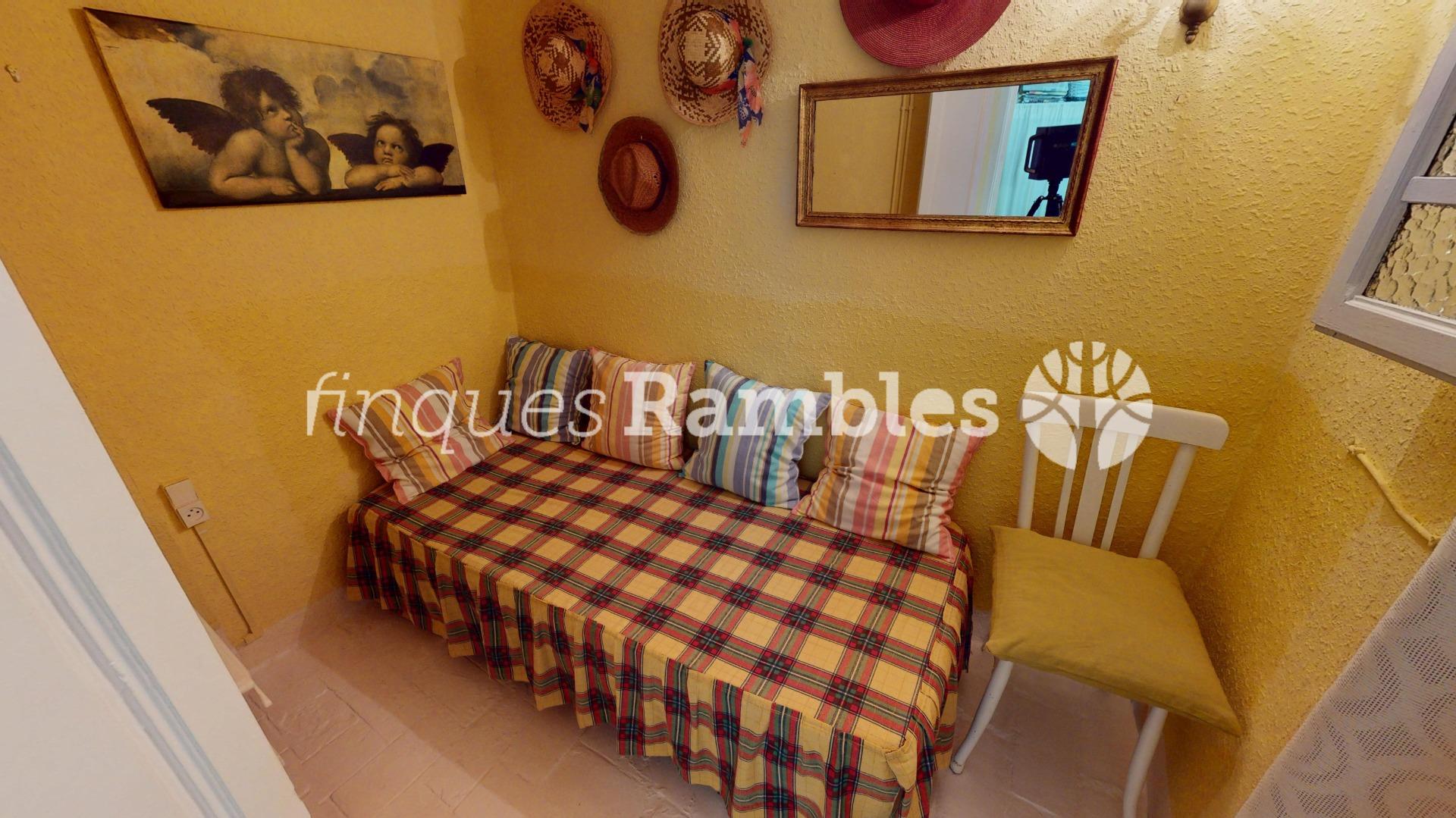 CASA AMB 3 PISOS AL CENTRE D’IGUALADA – 19