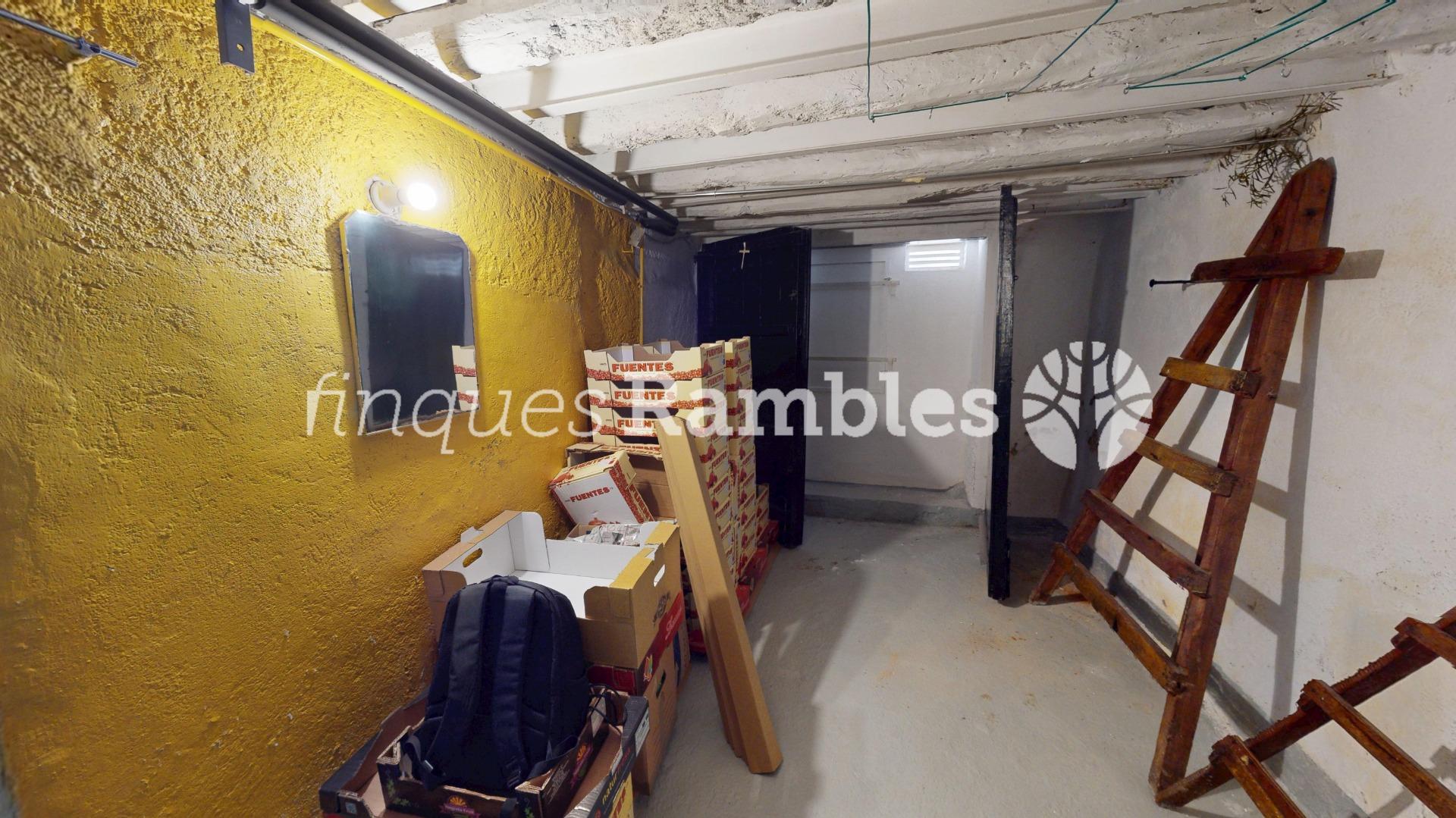 CASA AMB 3 PISOS AL CENTRE D’IGUALADA – 9