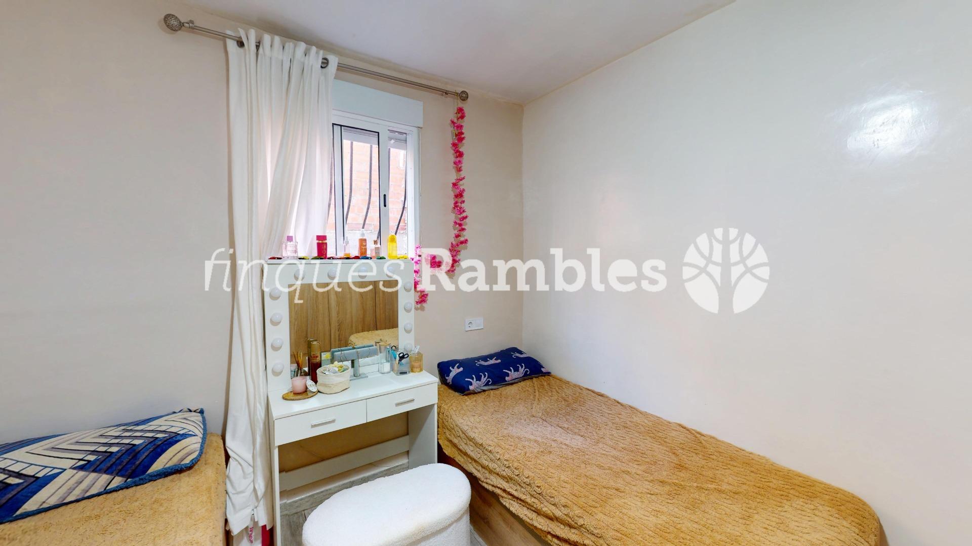 CASA PER GAUDIR AL POBLE SEC A IGUALADA – 10