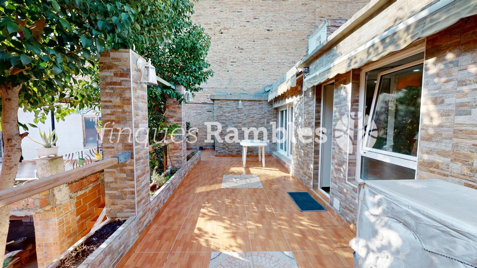 CASA PER GAUDIR AL POBLE SEC A IGUALADA – 20