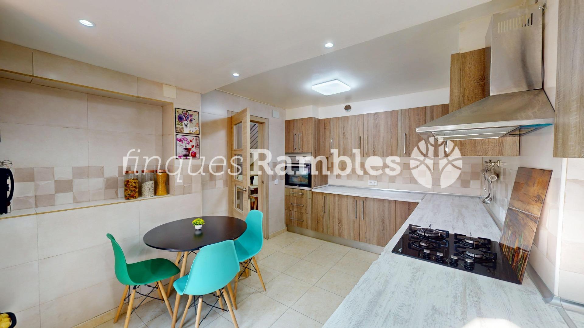 CASA PER GAUDIR AL POBLE SEC A IGUALADA – 5